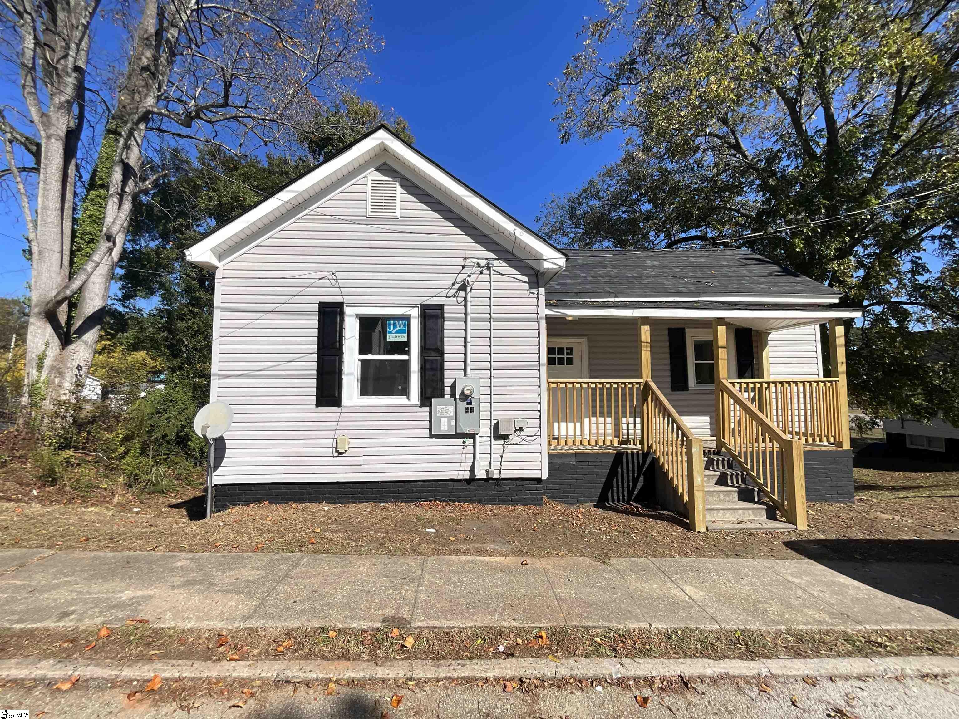 505 E Robinson Street — photo