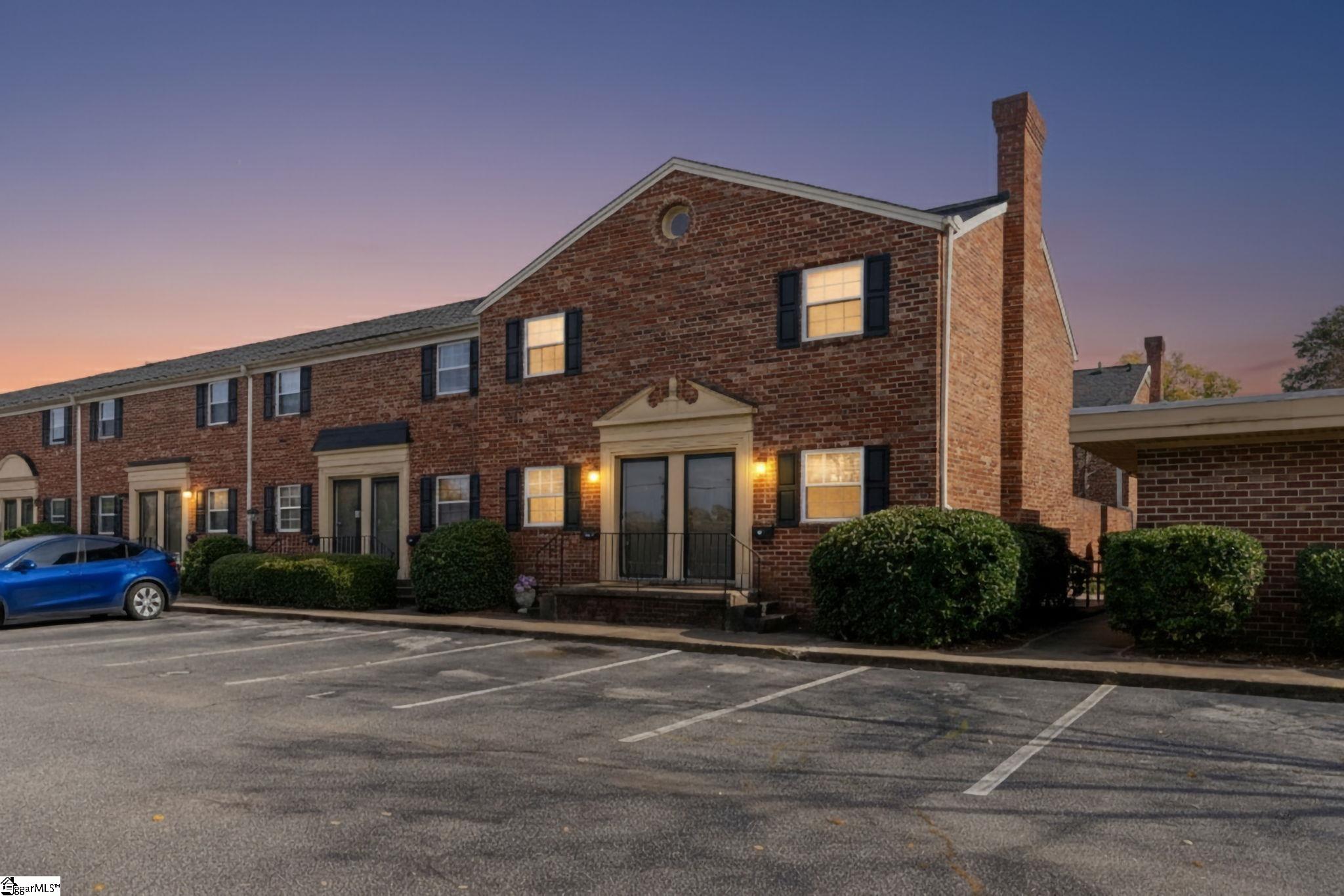 2530 E North Street Unit K Unit 14-K — photo