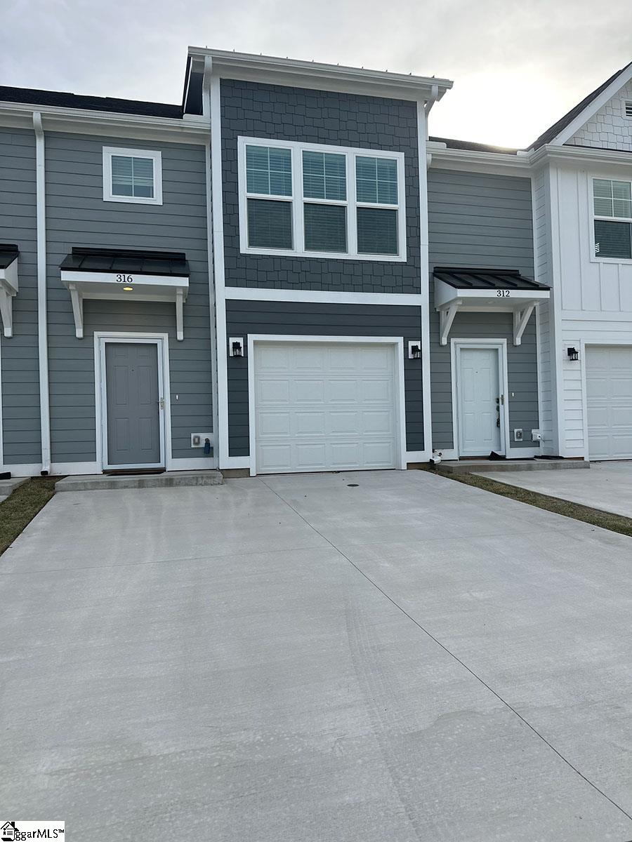 316 Lion Heart Lane — photo