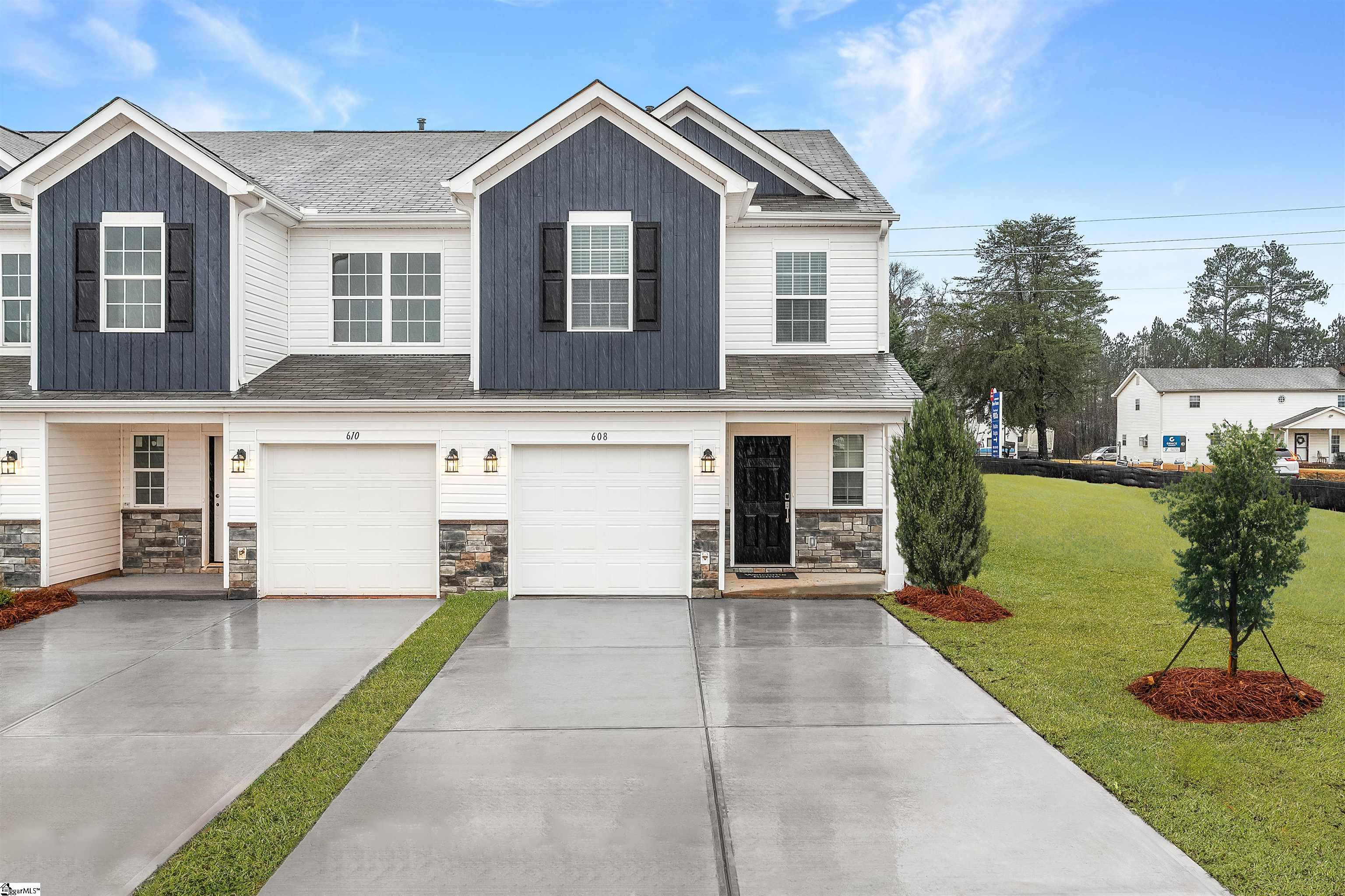 608 Curry Court — photo