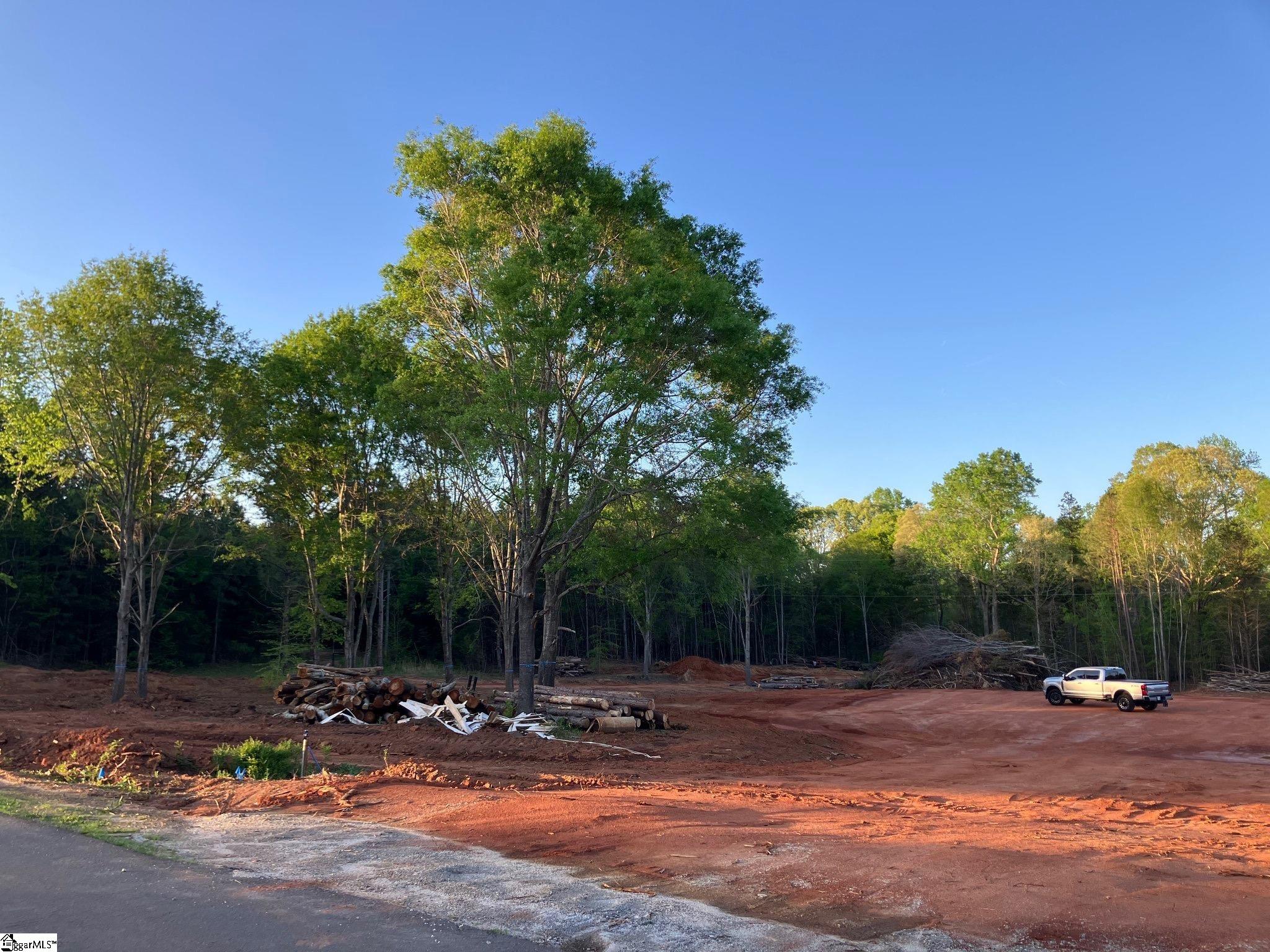 515 Ritchie Road, Fountain Inn, SC 29644