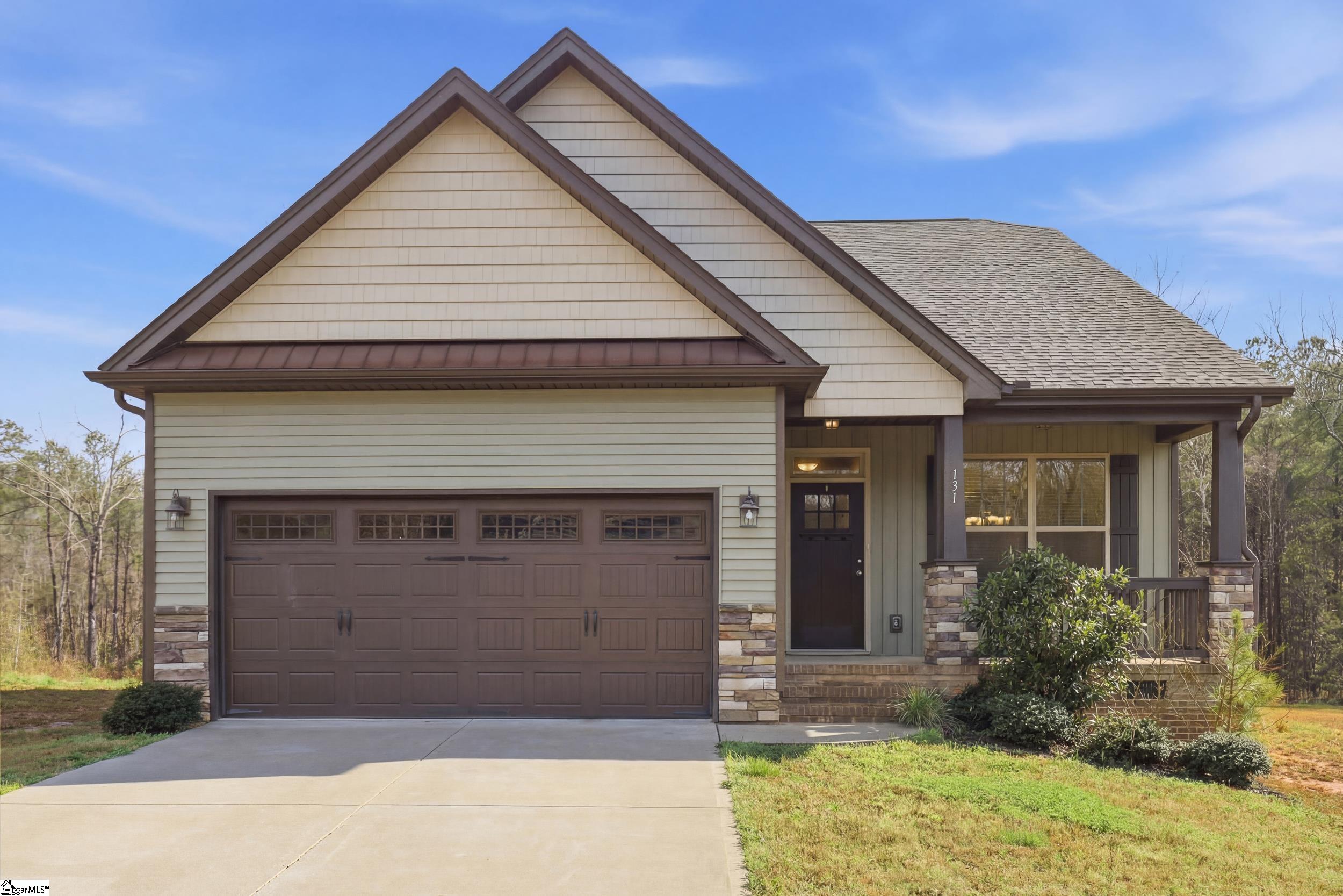 131 Estateside Drive — photo