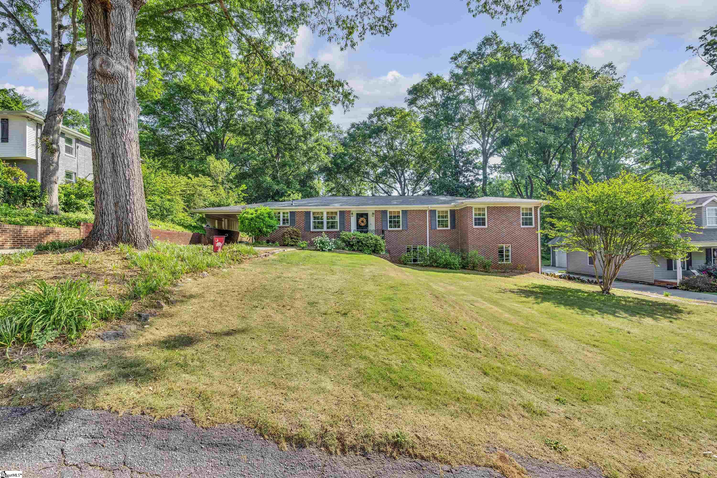120 Lullwater Road — photo