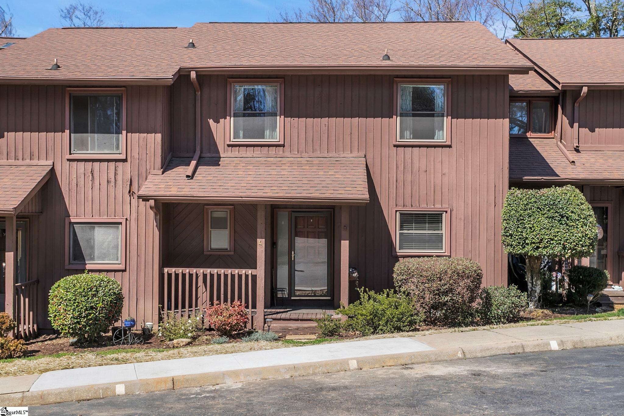 4 Creekside Way — photo