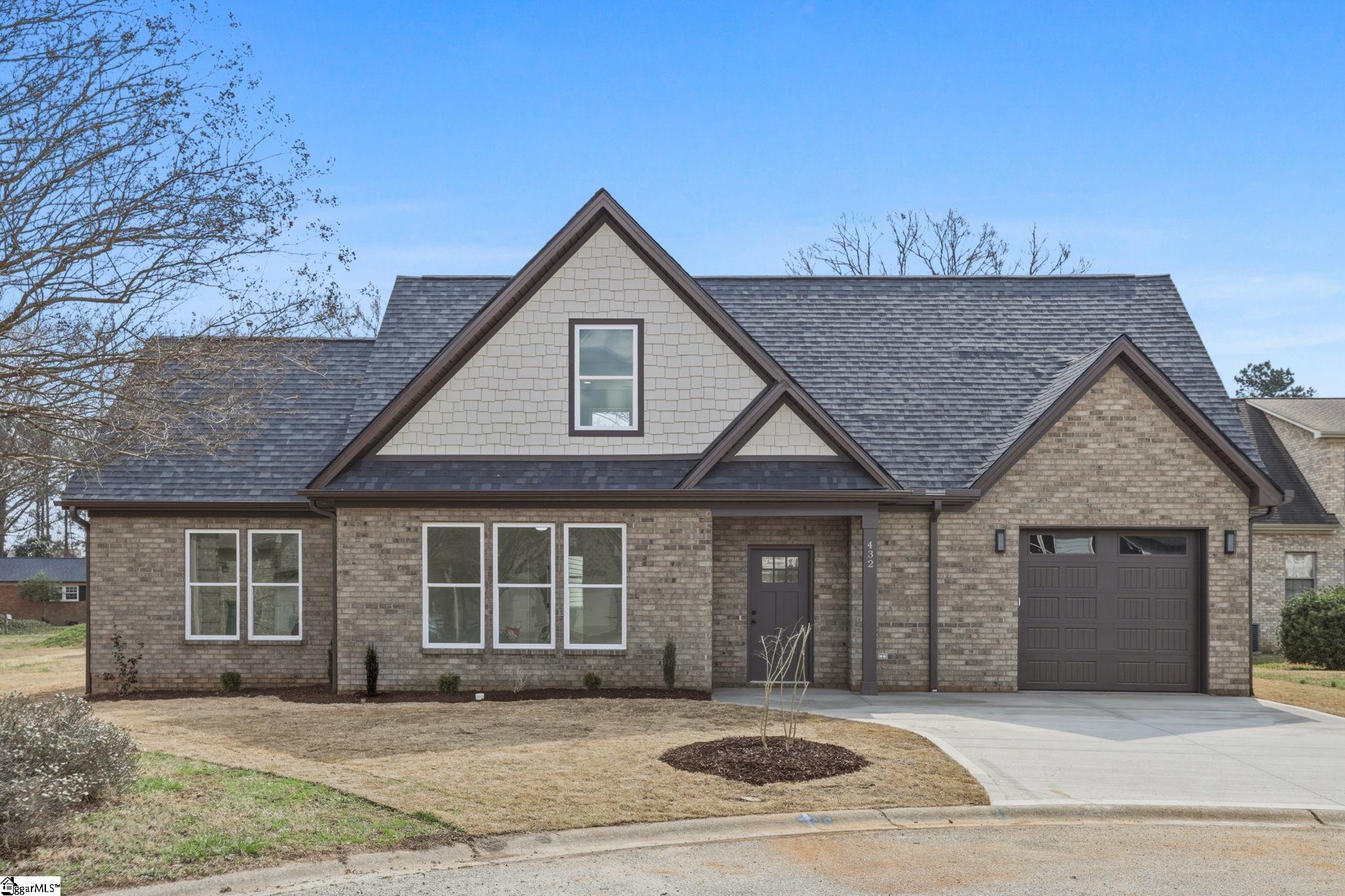 432 Ambiance Court — photo
