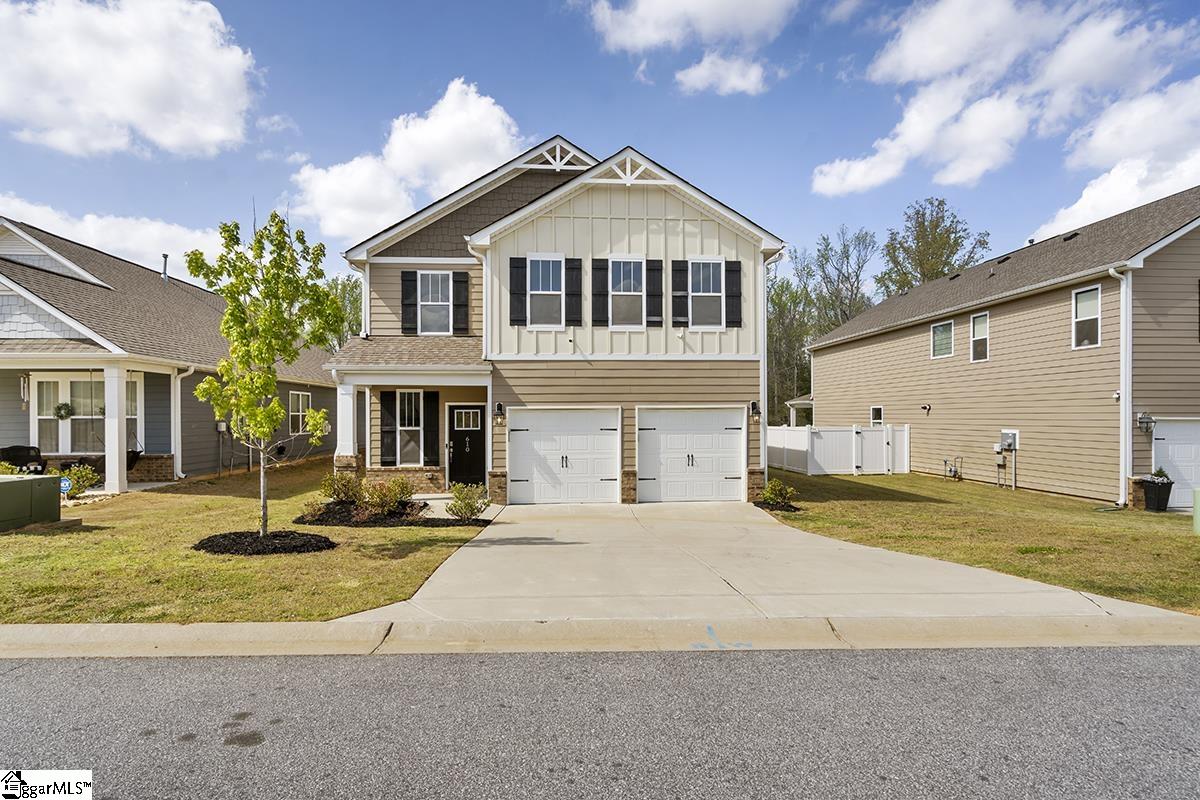 610 Raleighwood Lane — photo