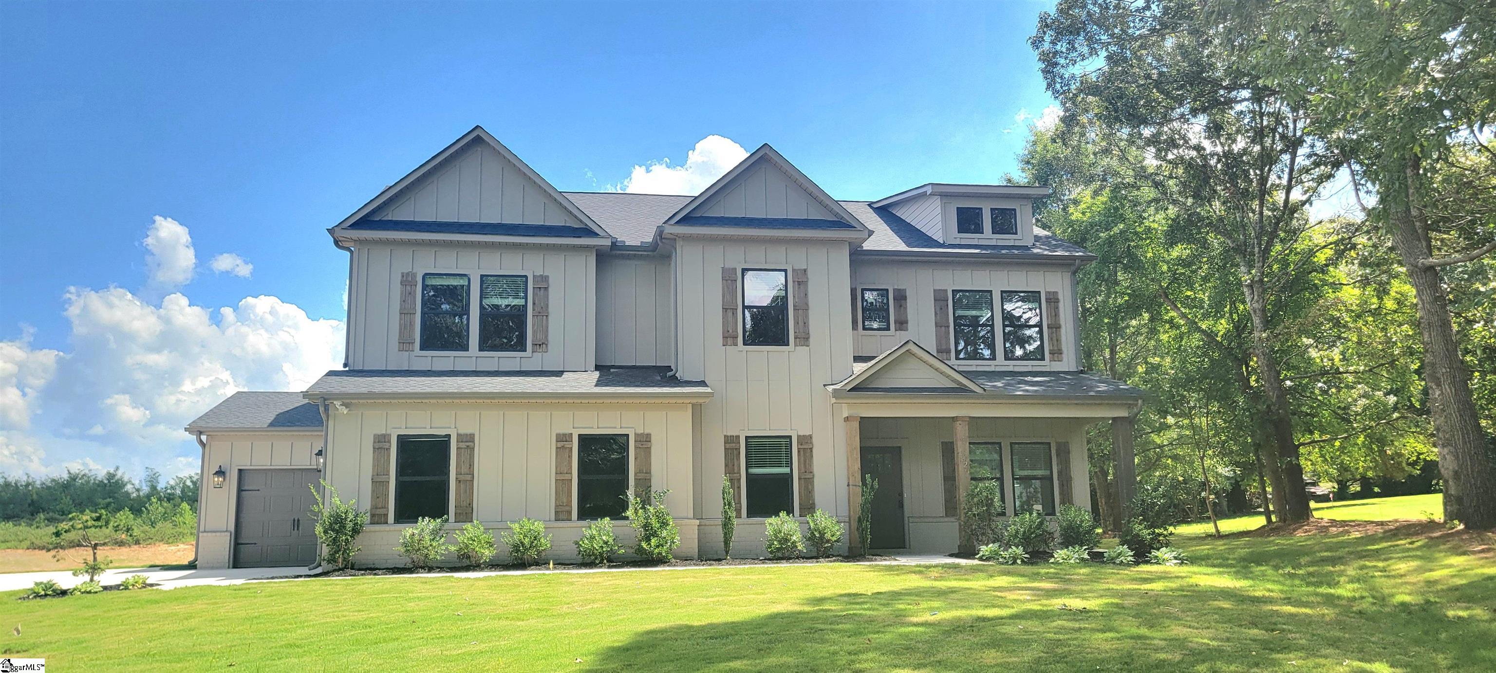 1820 Reidville Sharon Road — photo