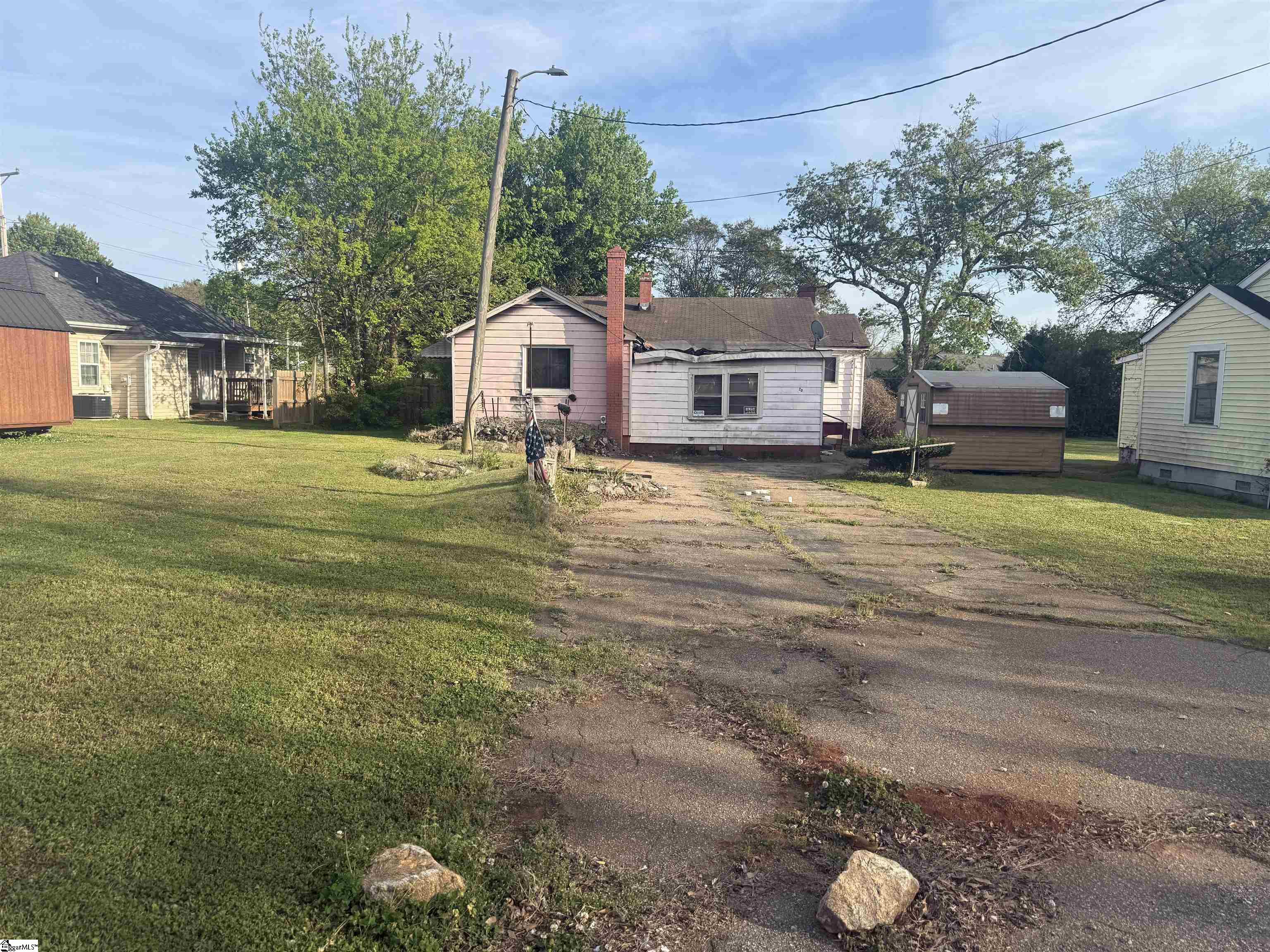 25 Earnhardt Street — photo