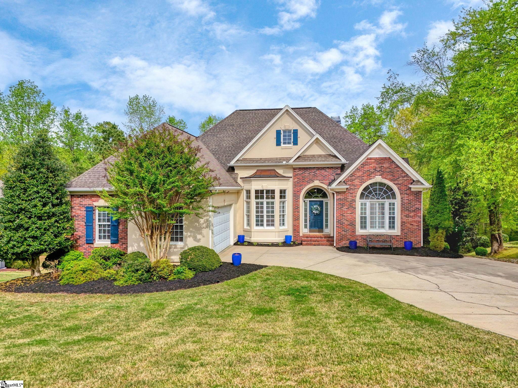239 Horseshoe Drive — photo