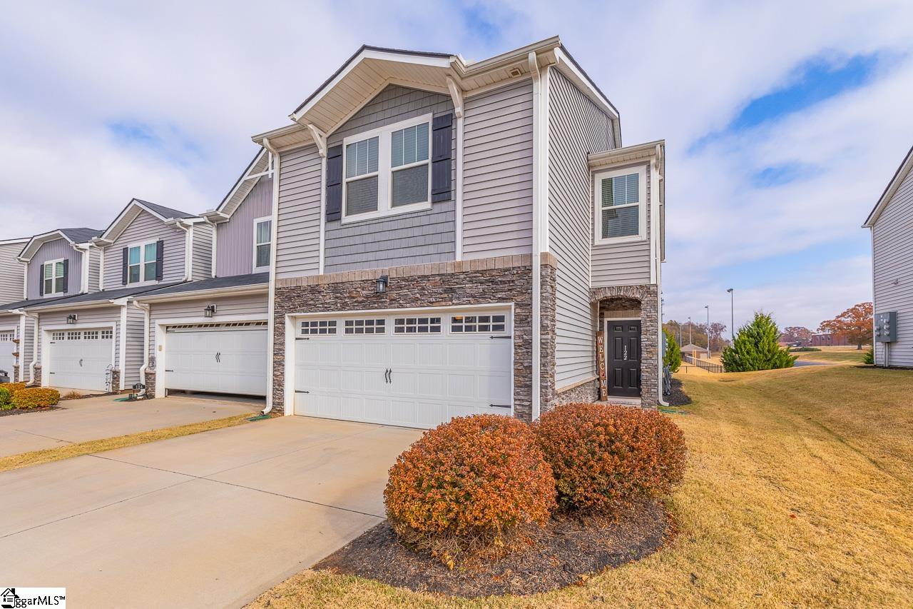 122 Outback Drive — photo