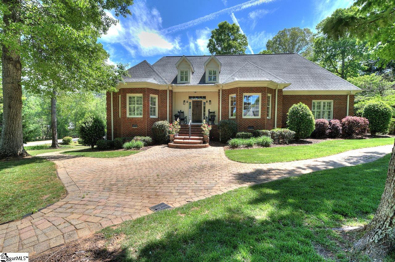 400 Four Lakes Drive — photo