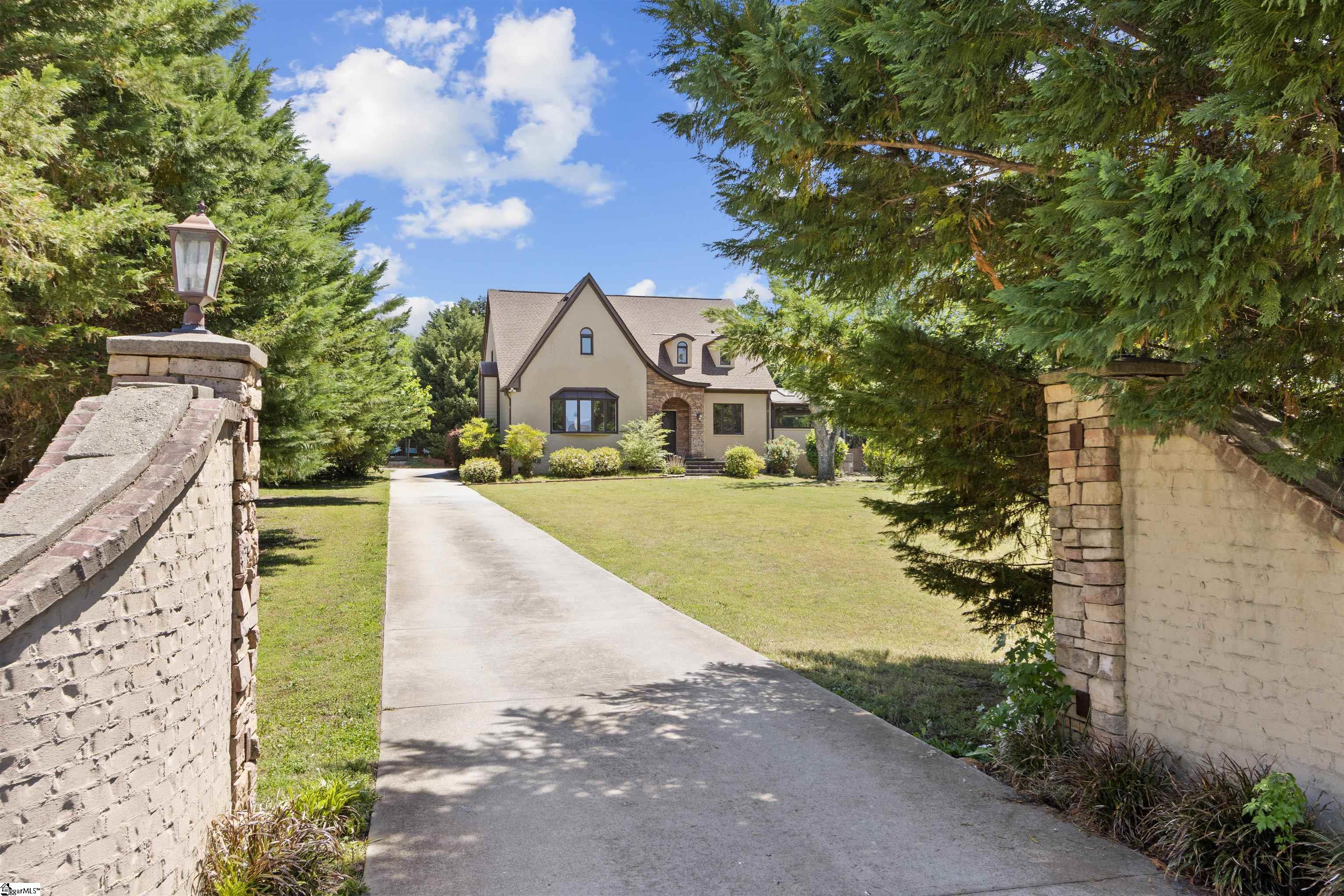 1311 Moore Road — photo