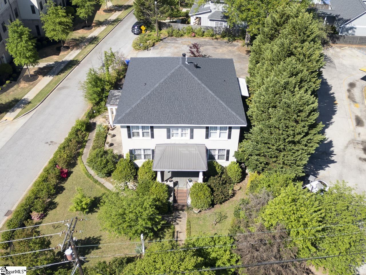 906 Augusta Street — photo