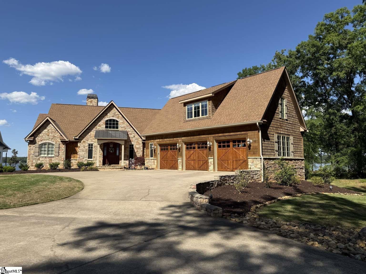 406 Commonwealth Drive — photo