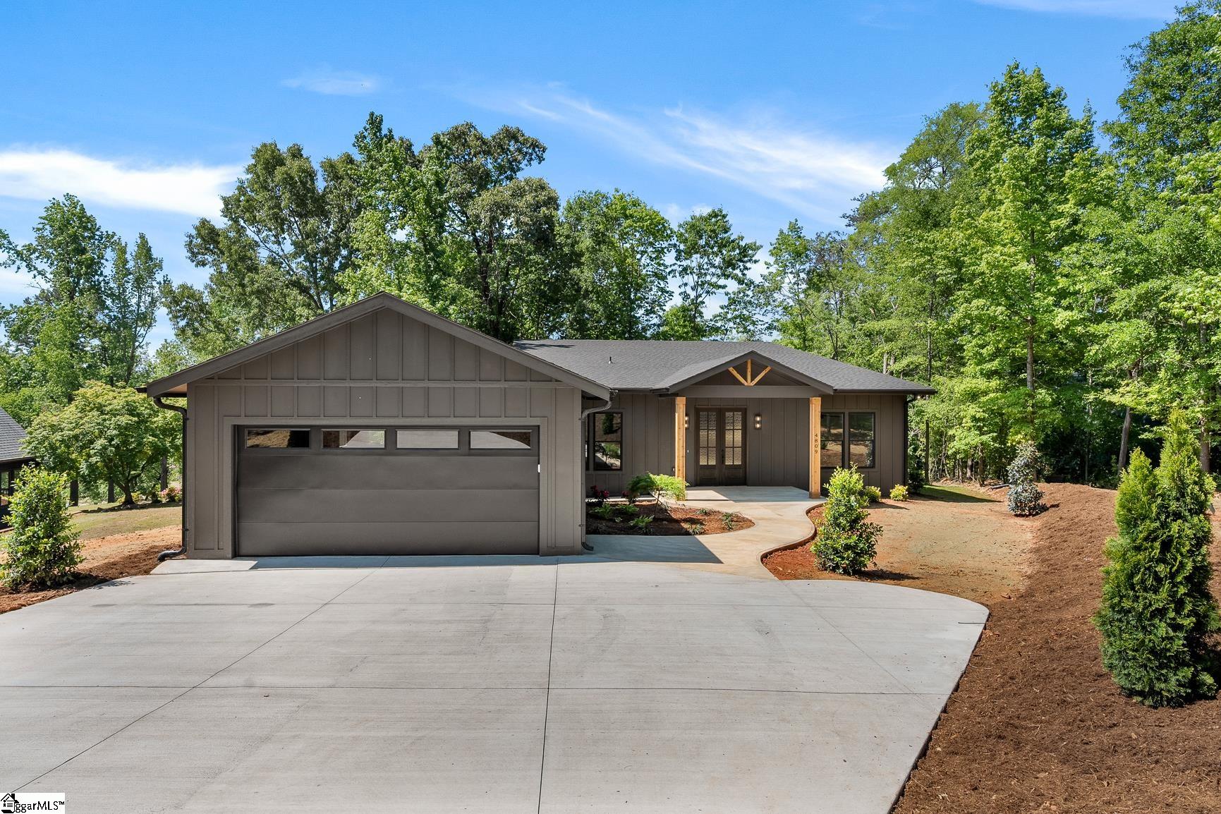 4809 Great Oaks Drive — photo