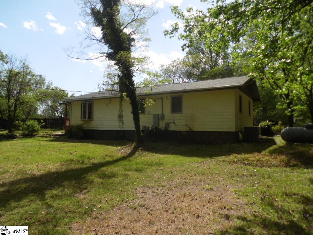 Home in Marietta, SC 29661 — photo 2