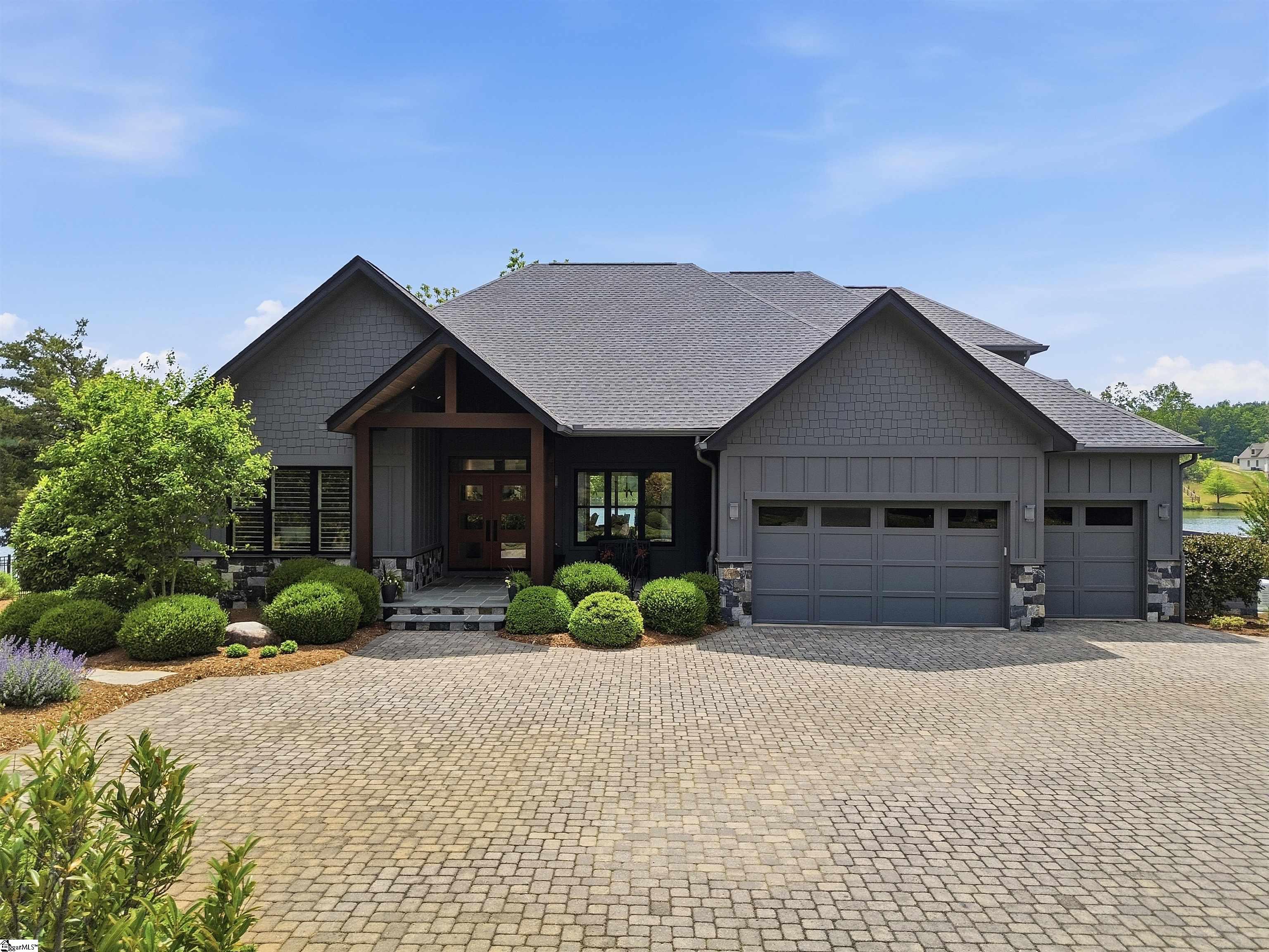 984 Mapleton Lane, Columbus, NC 28722 — photo 2
