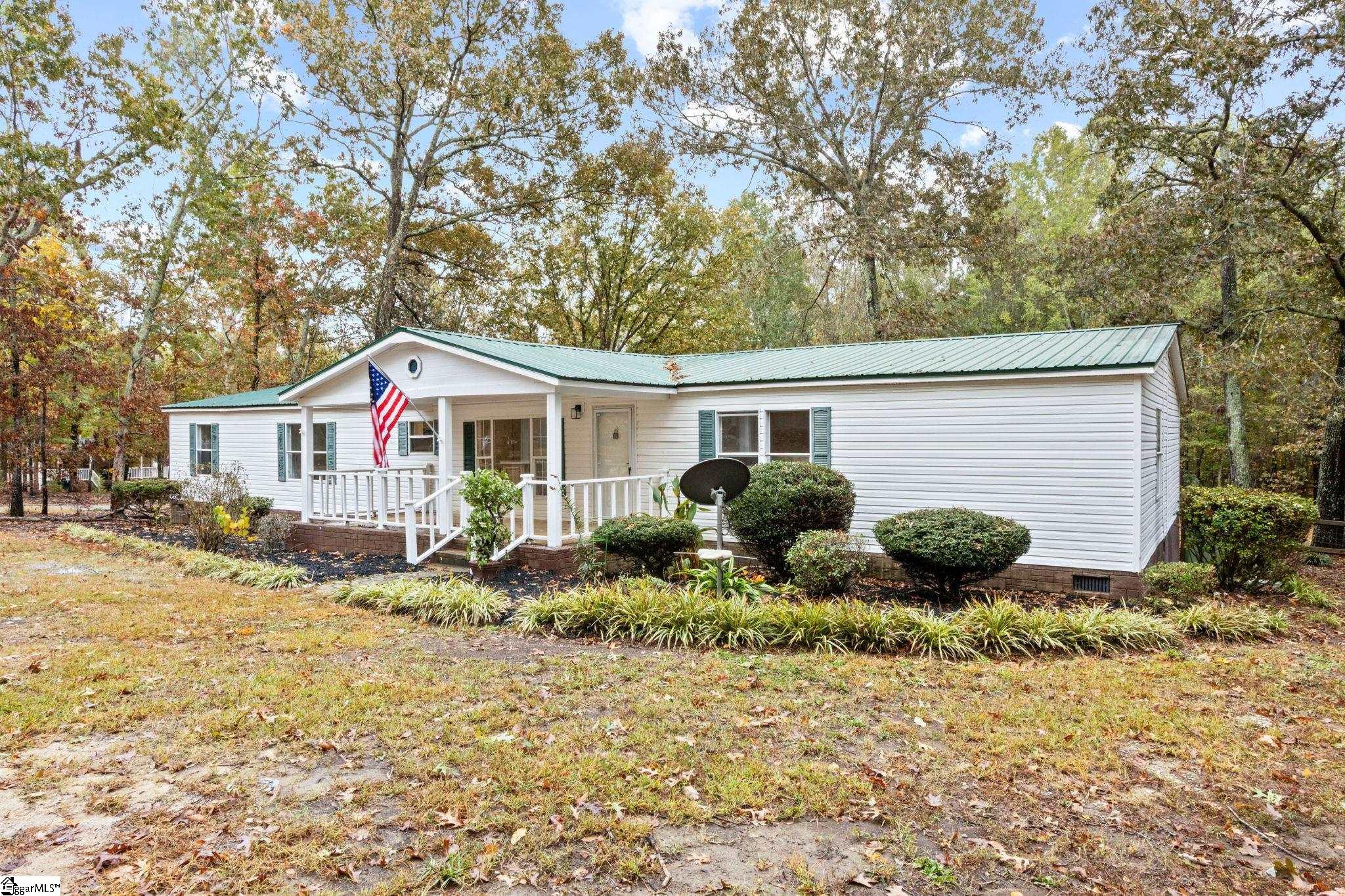 100 Epps Road — photo