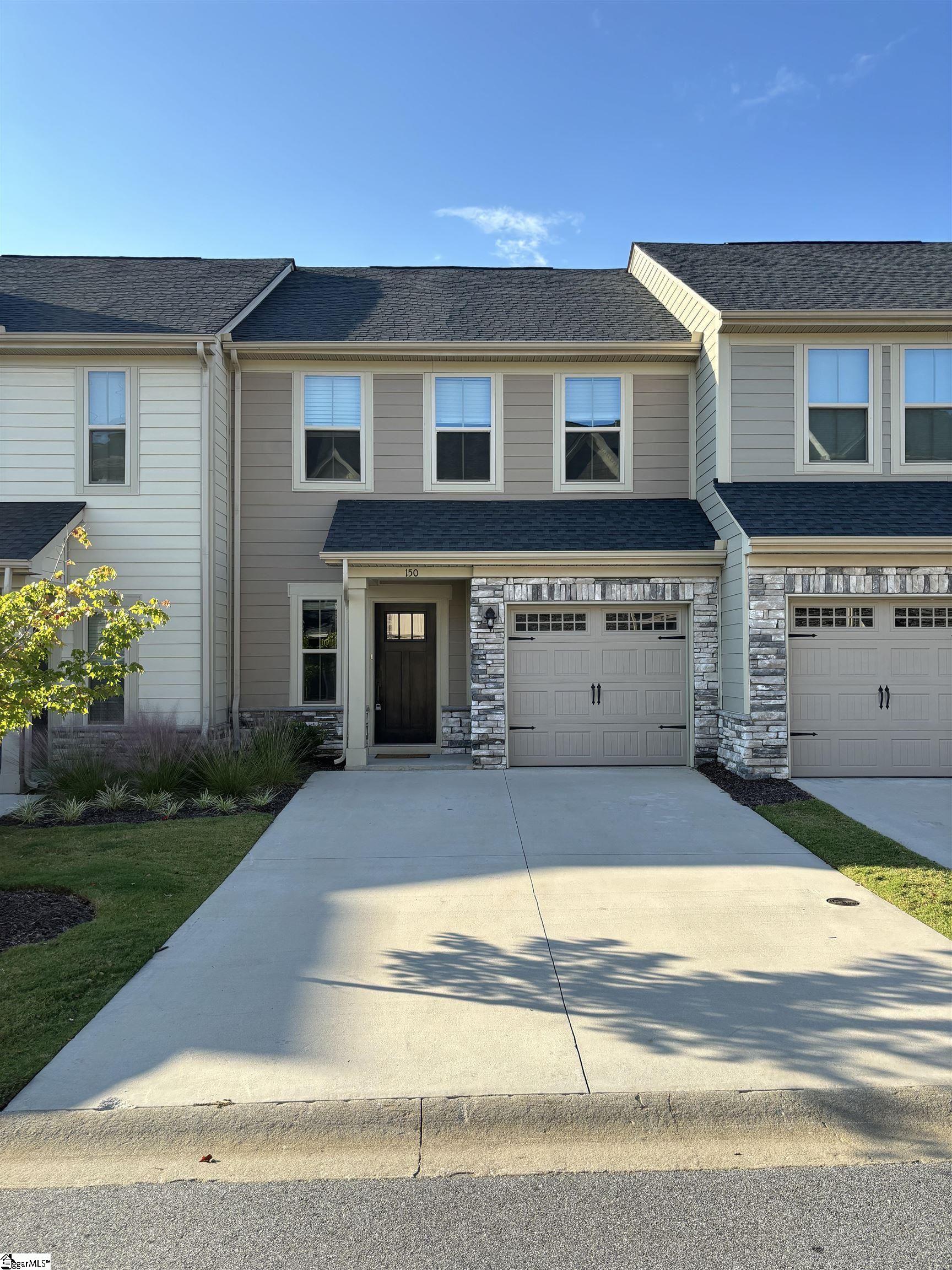 150 Eagle Wood Drive — photo