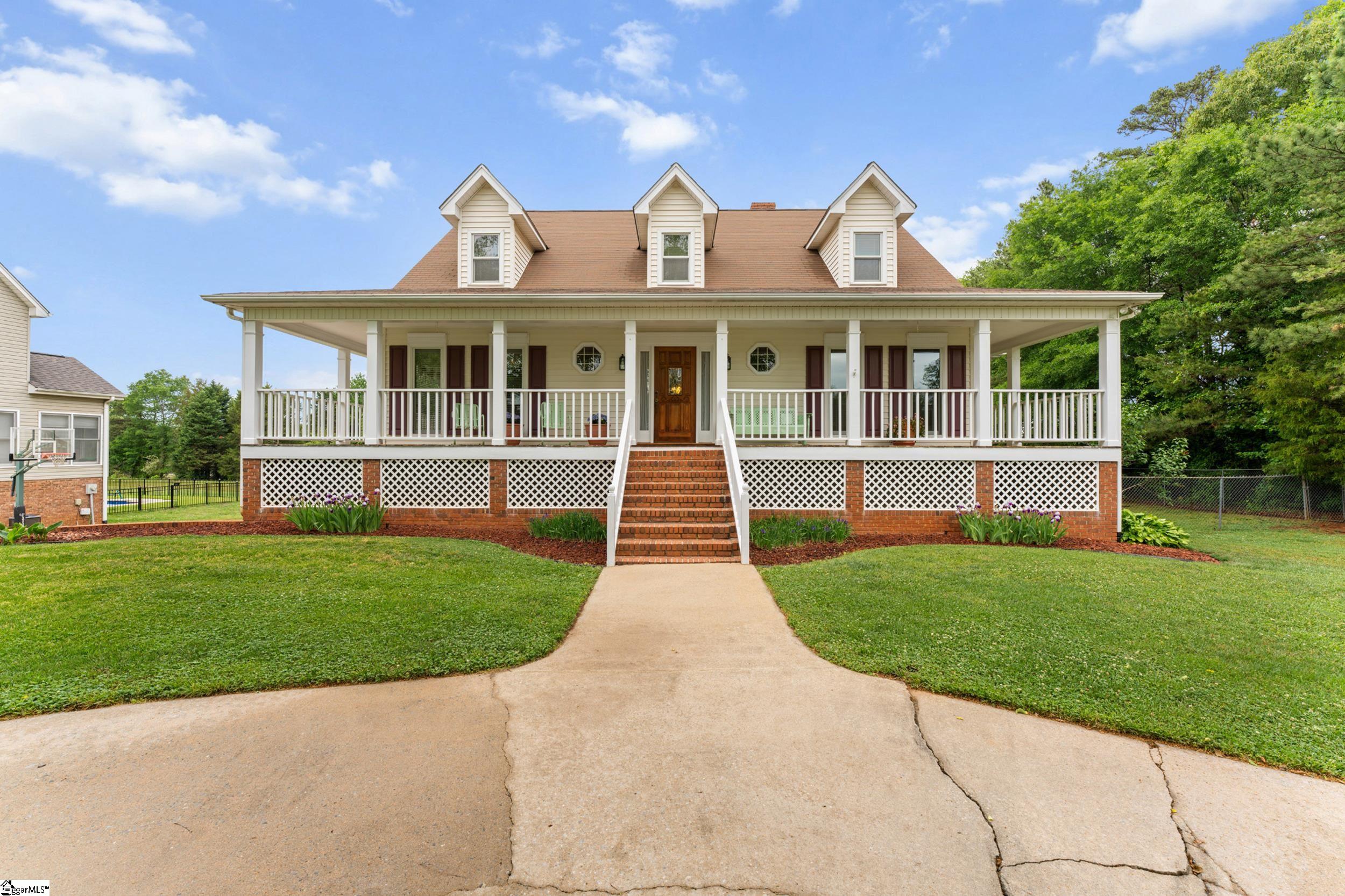 121 Sun Chase Drive — photo