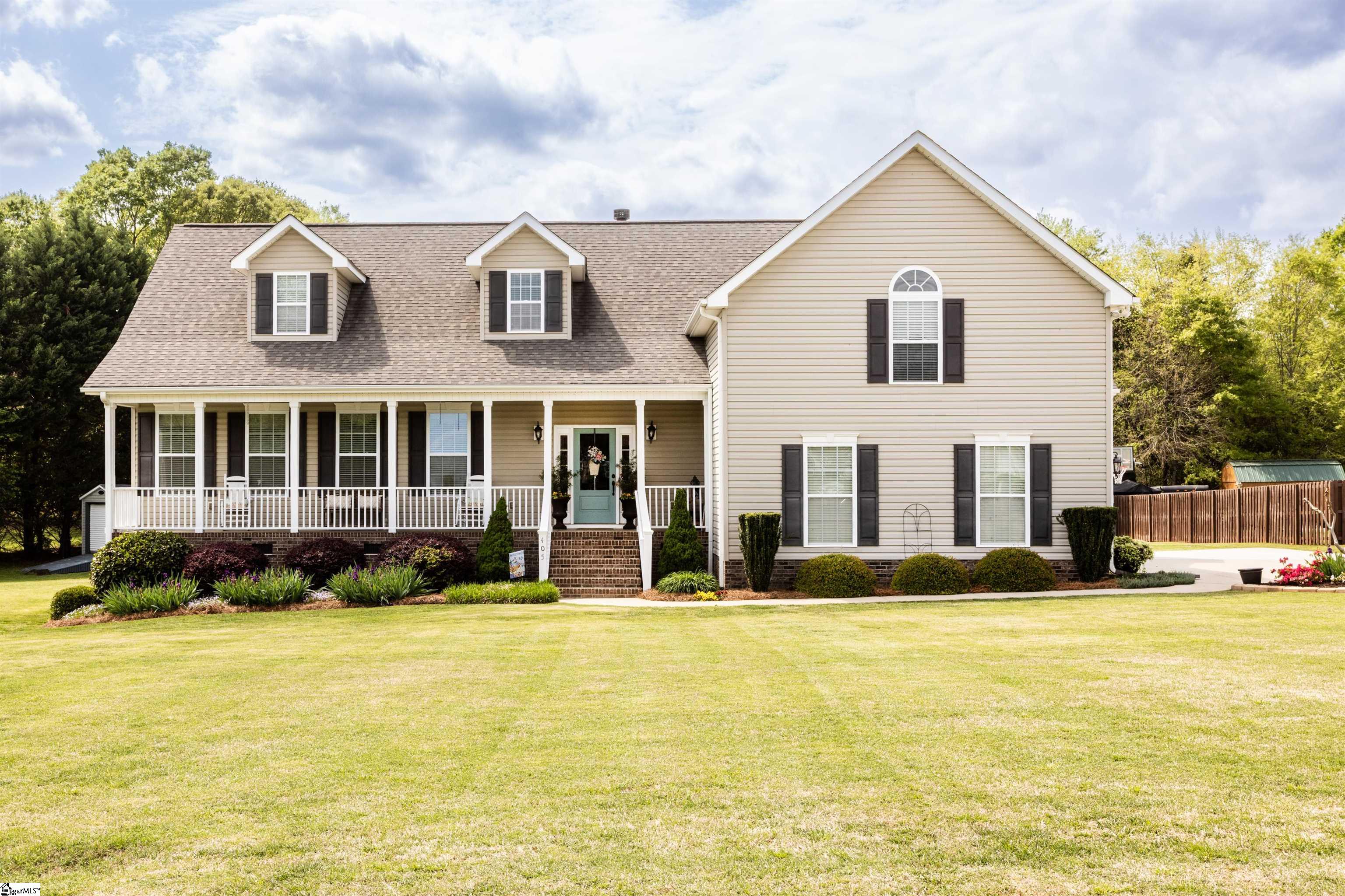405 Saddlebred Drive — photo