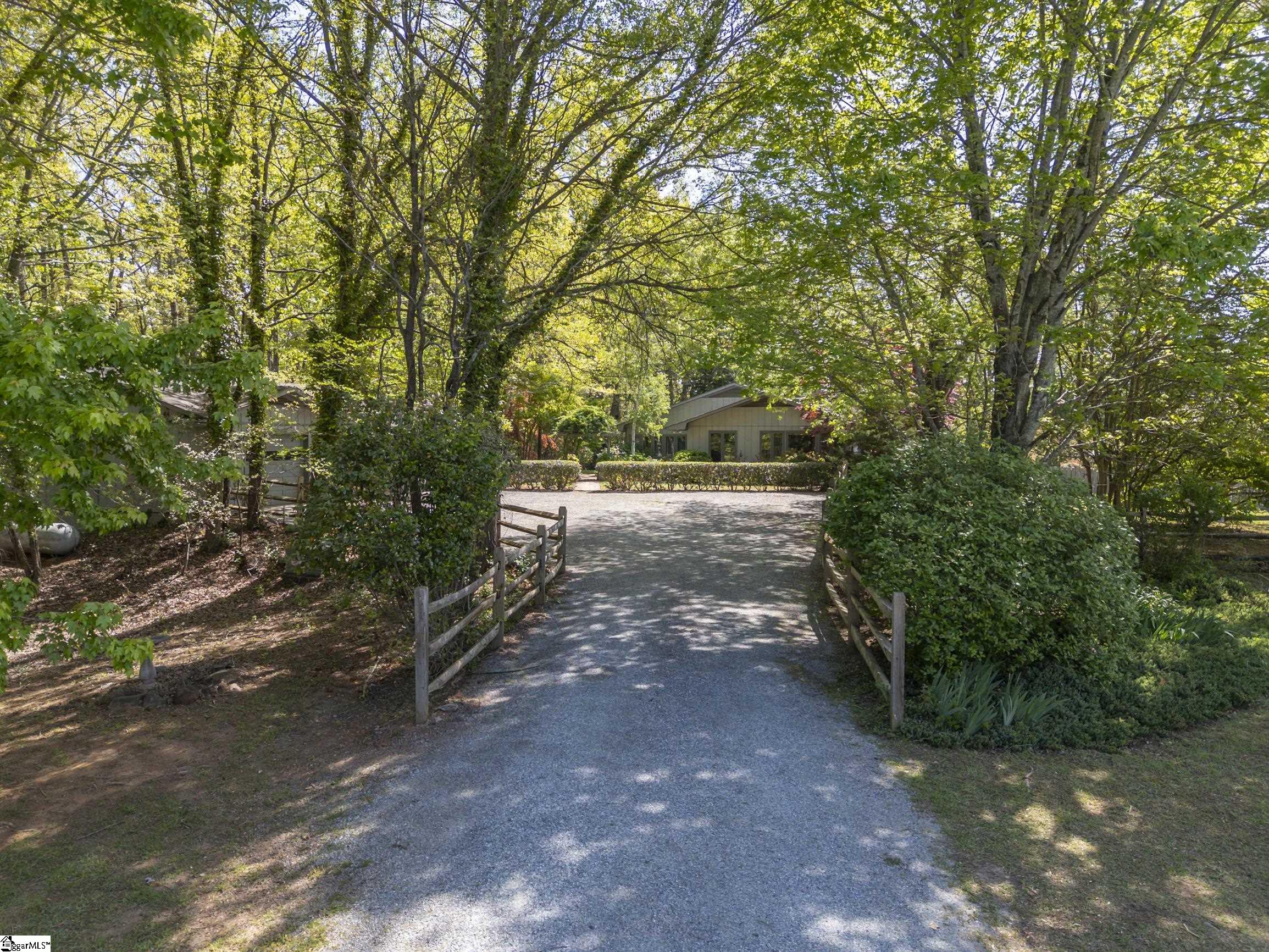 176 Fox Run Lane — photo