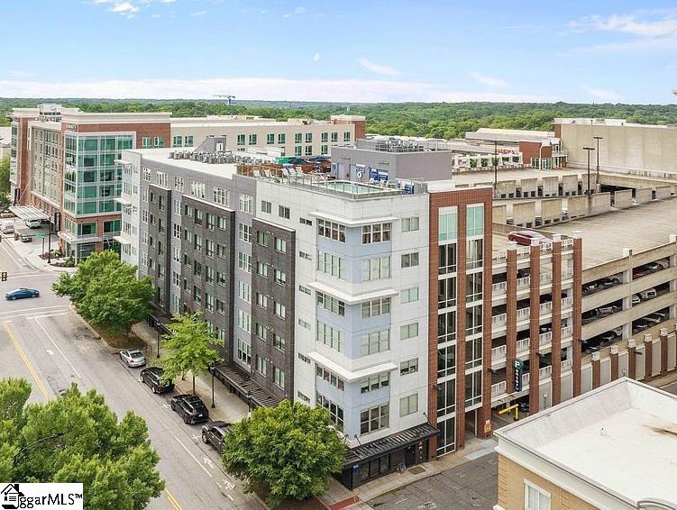 100 E Washington Street Unit 52 — photo