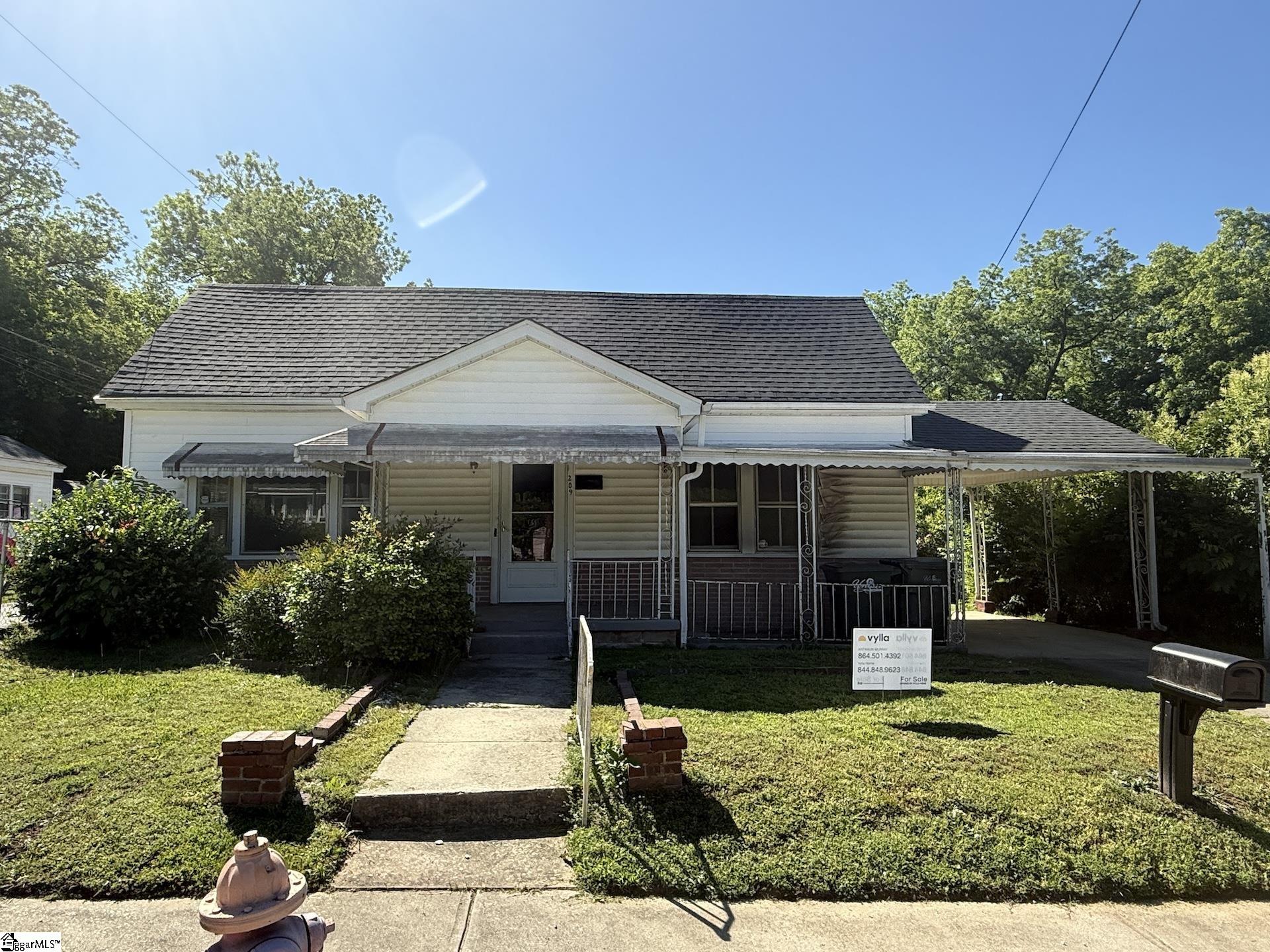 209 Oshields Street — photo