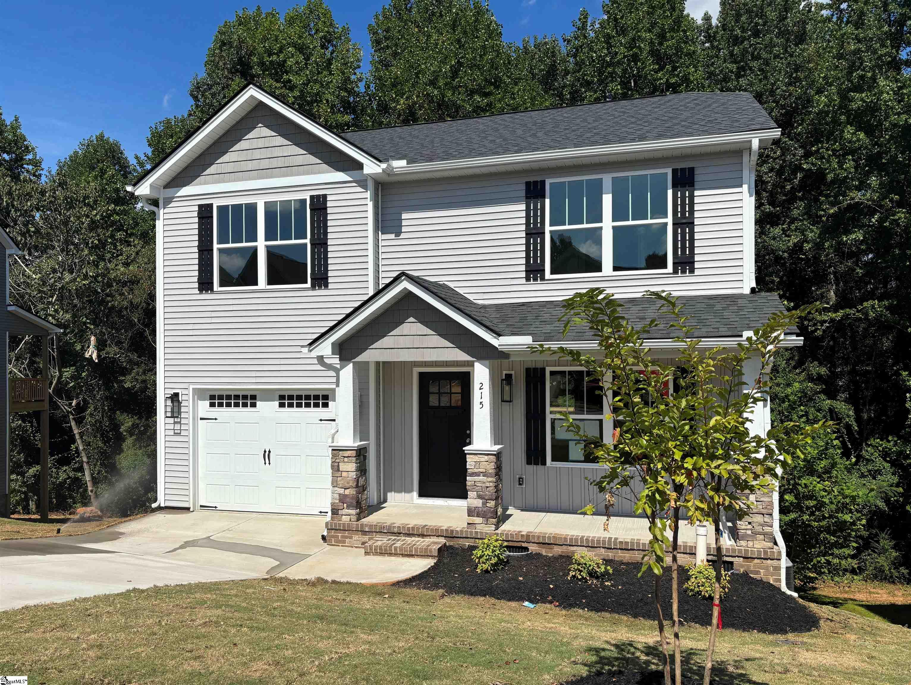 215 Juniper Leaf Way — photo