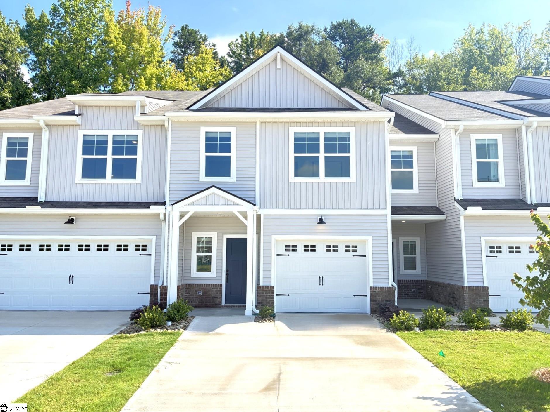250 Taylor Woods Court — photo