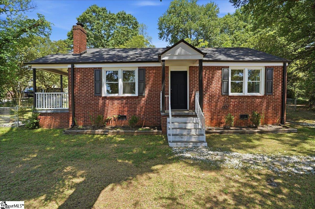 20 Milton Drive — photo