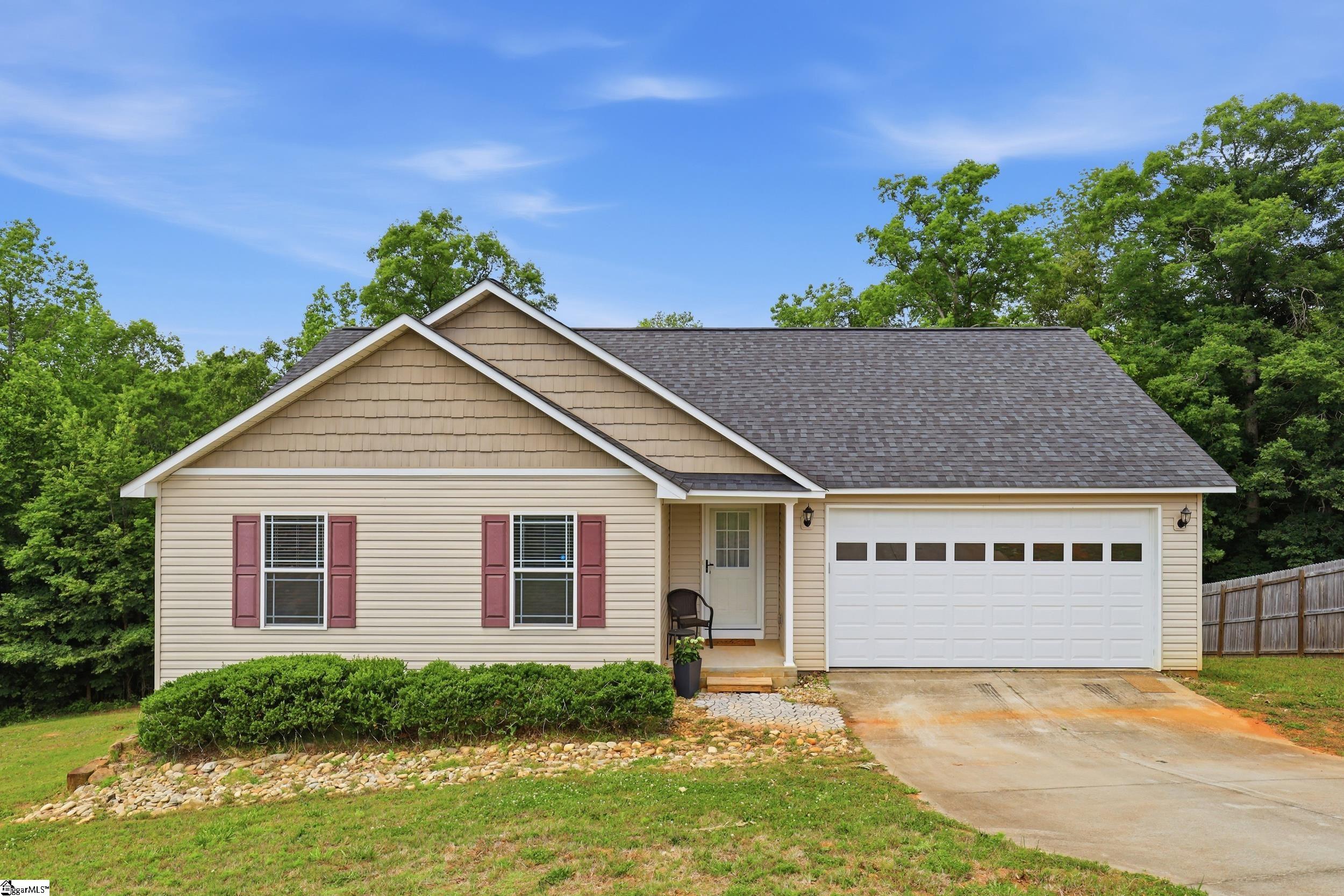 126 Robin Ridge Circle — photo