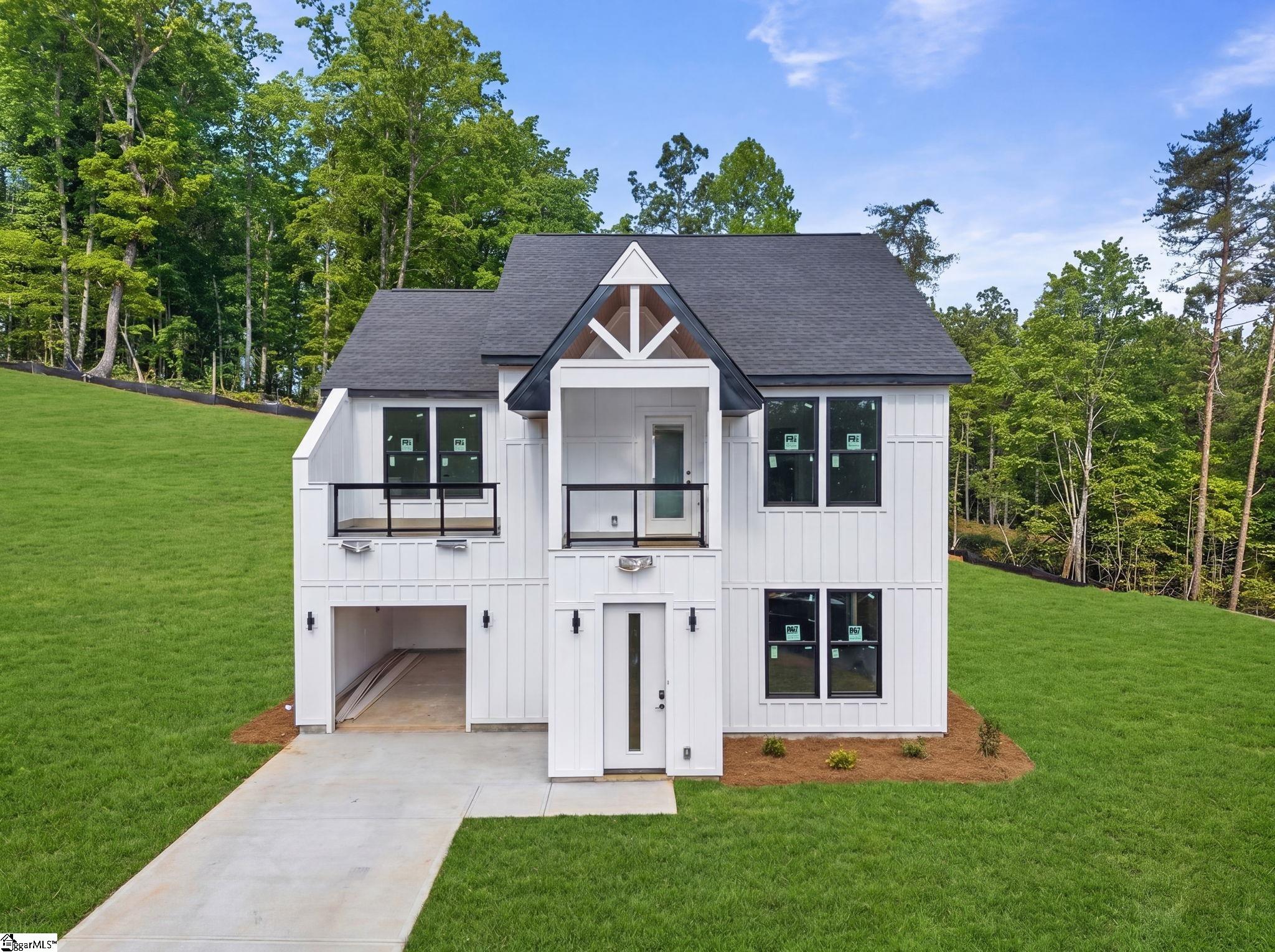 152 Boxwood Lane — photo