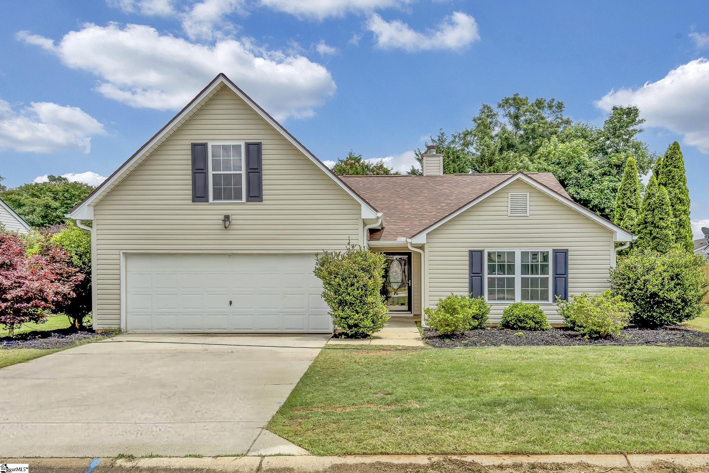 4 Raleigh Court — photo