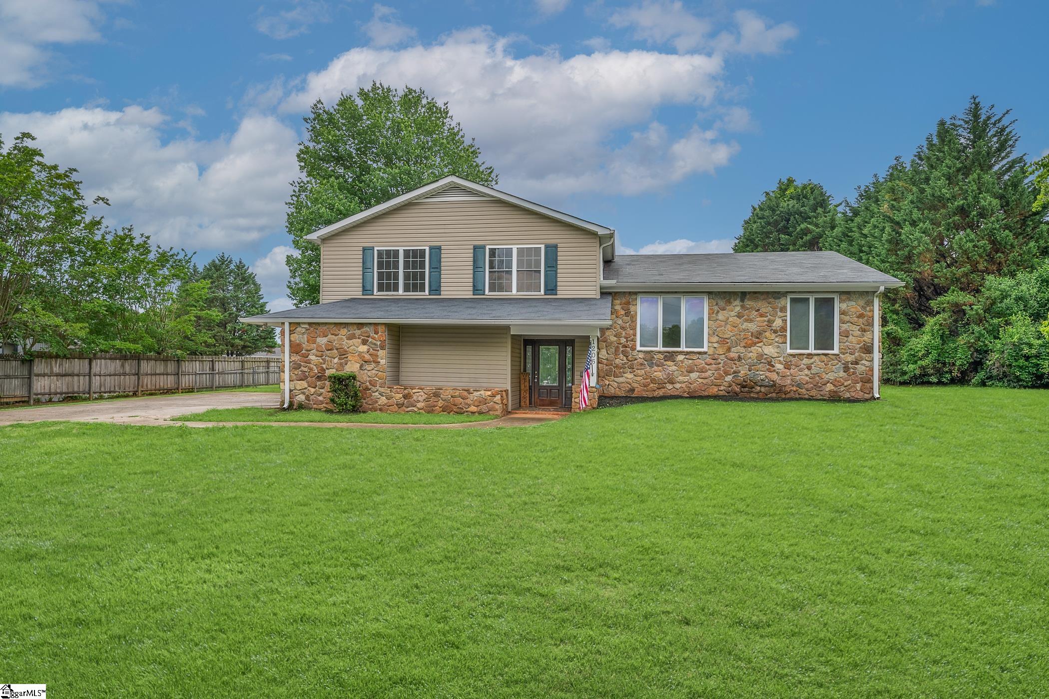 1206 Three Bridges Road — photo