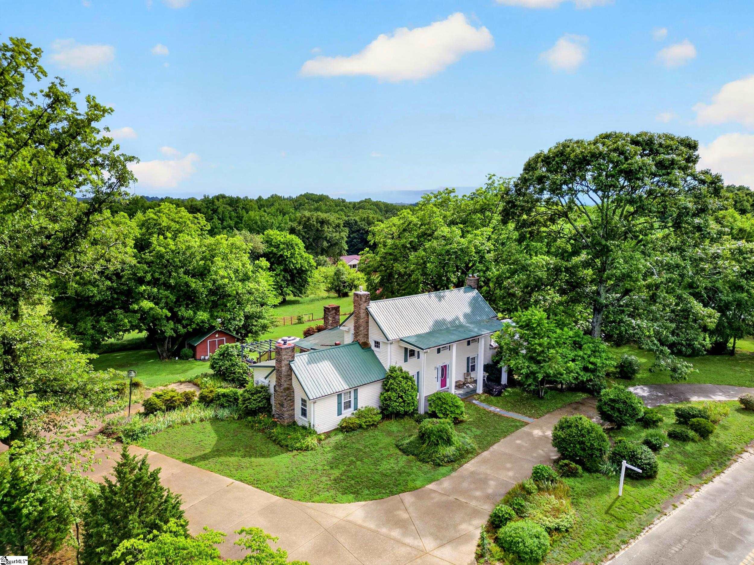 2471 Holly Springs Road — photo