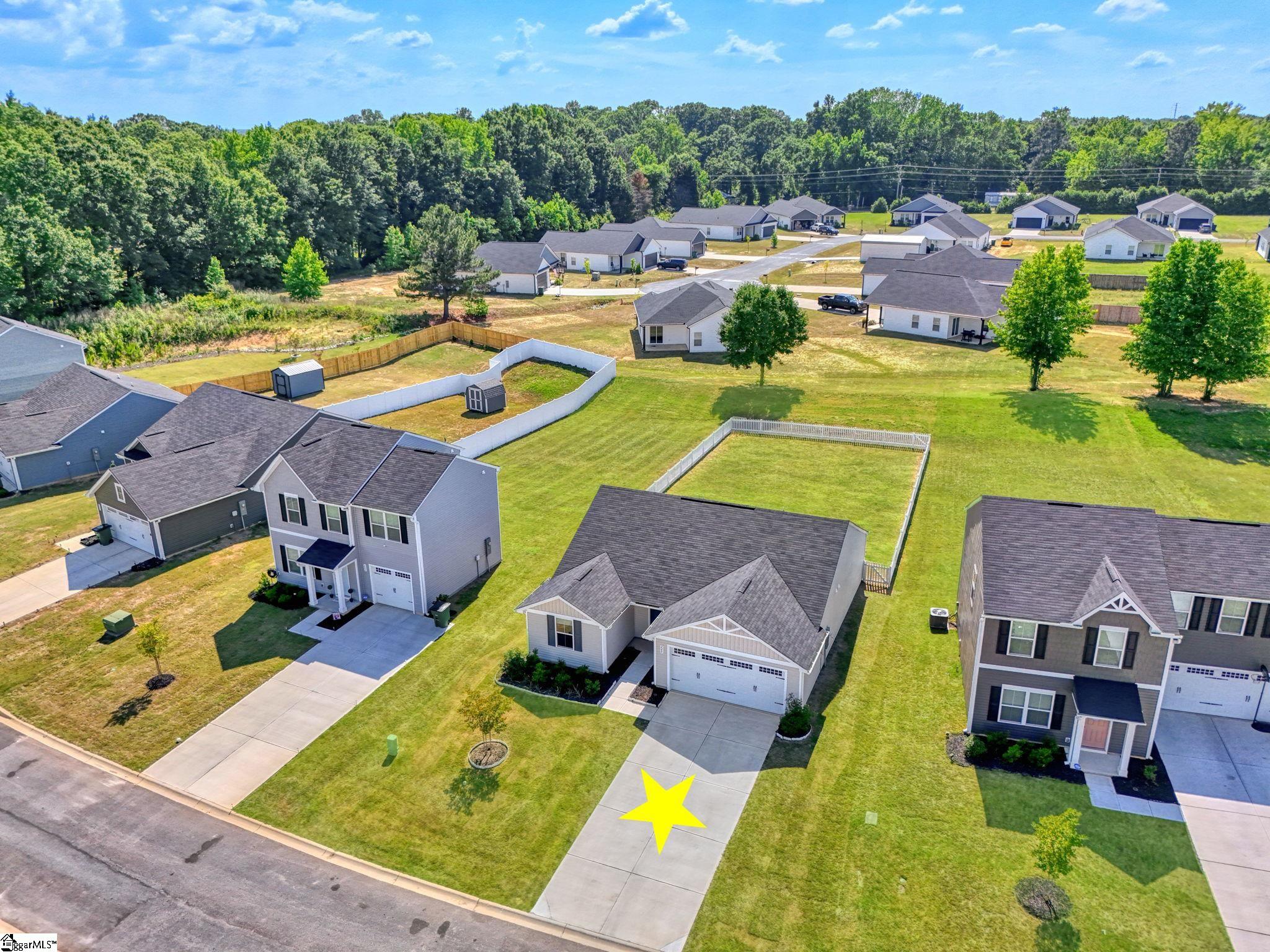 220 Highland Station Drive — photo