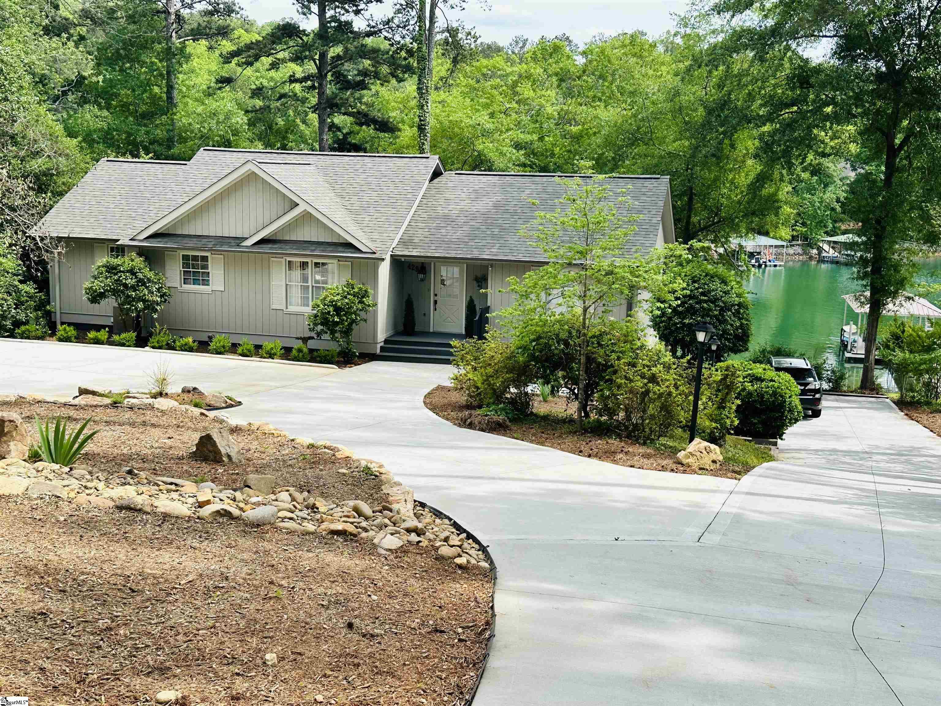 429 Long Reach Drive — photo