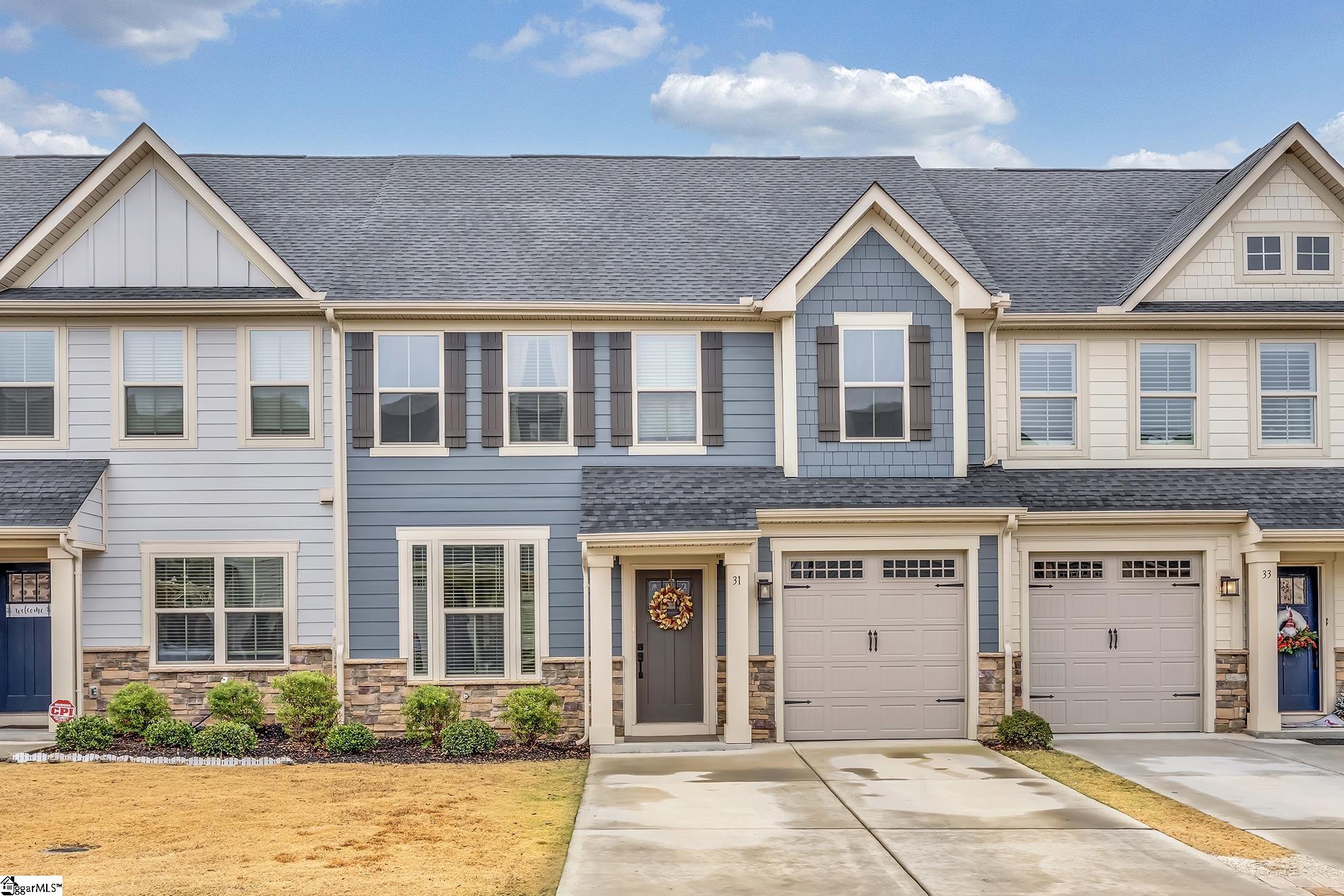 31 Moss Hollow Way — photo