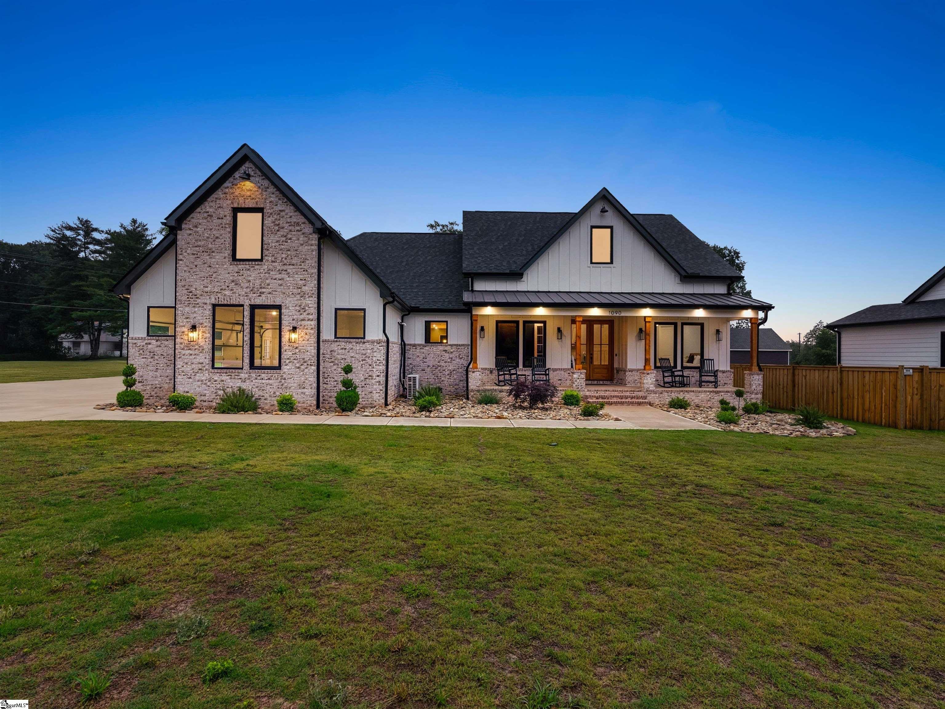 1090 Hickory Hollow Road — photo