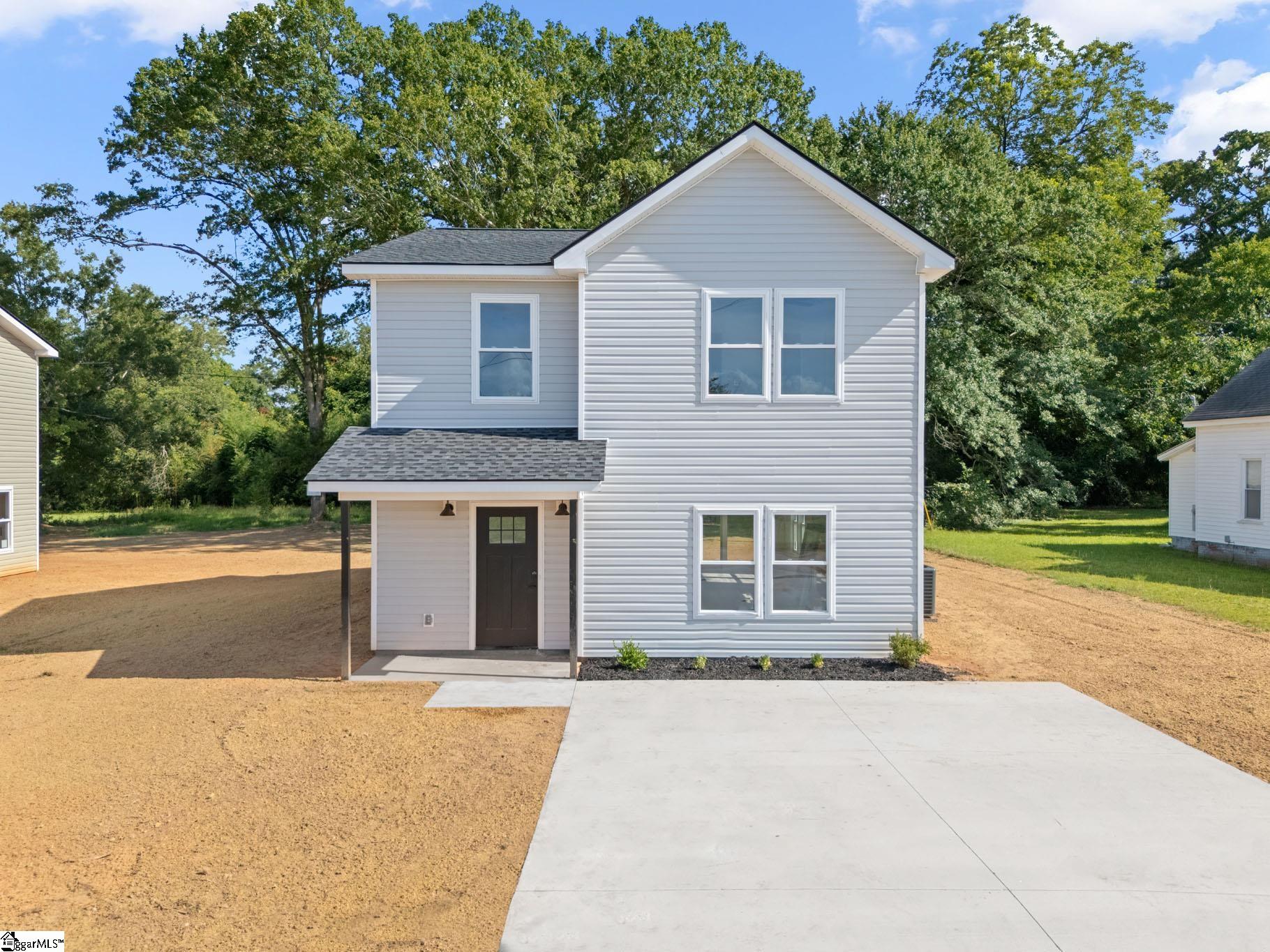 704 Laurel Street — photo