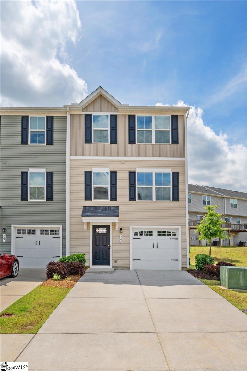309 Parkridge Way — photo