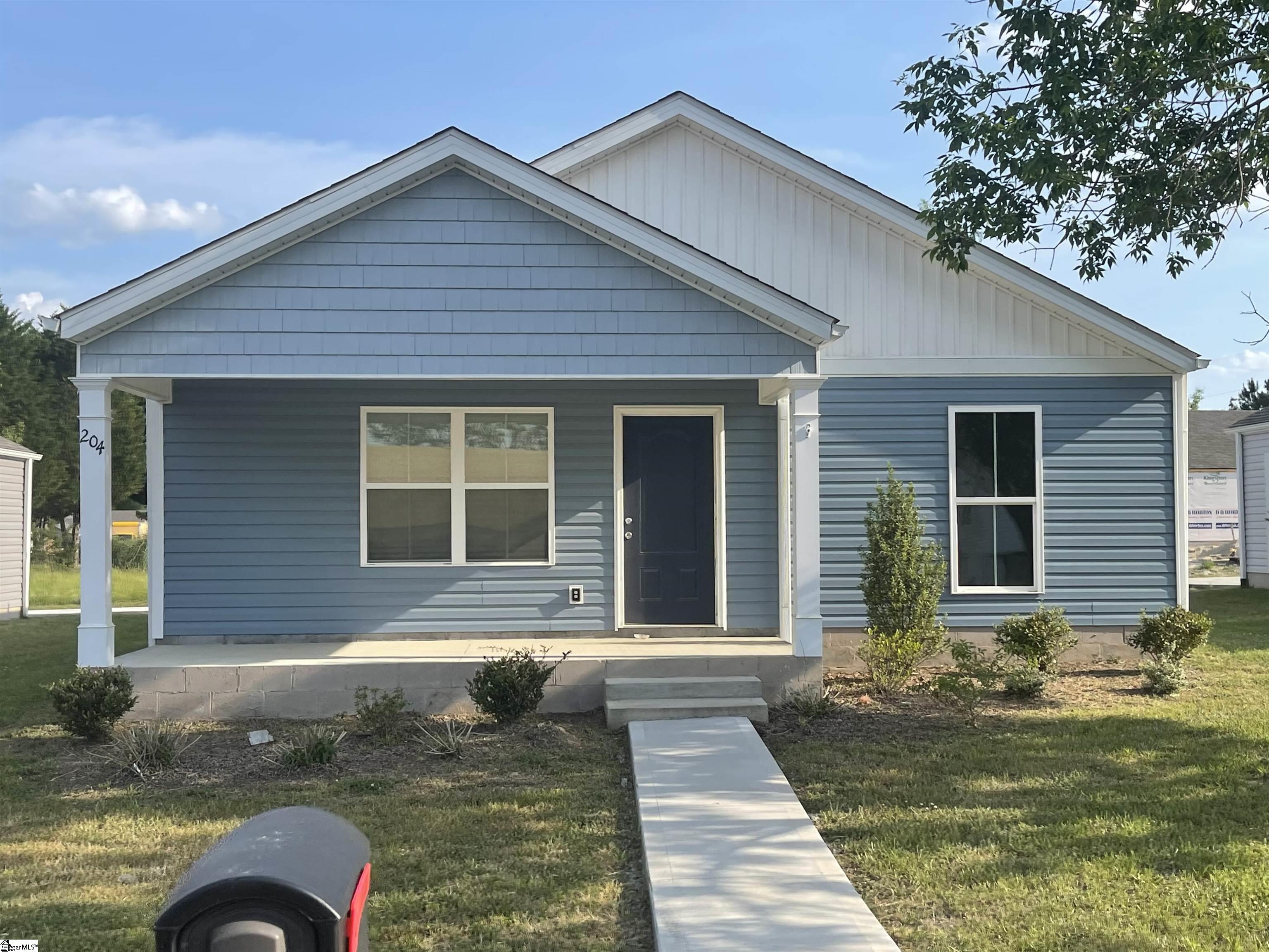 204 Dillon Drive — photo