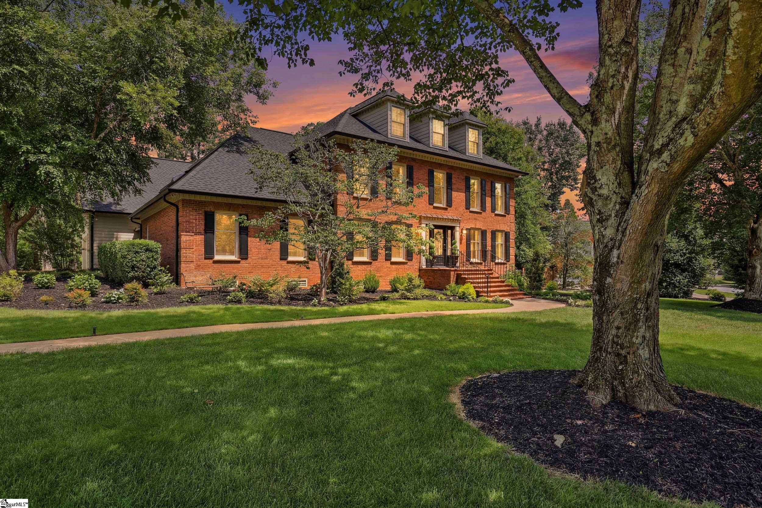 110 River Forest Lane — photo