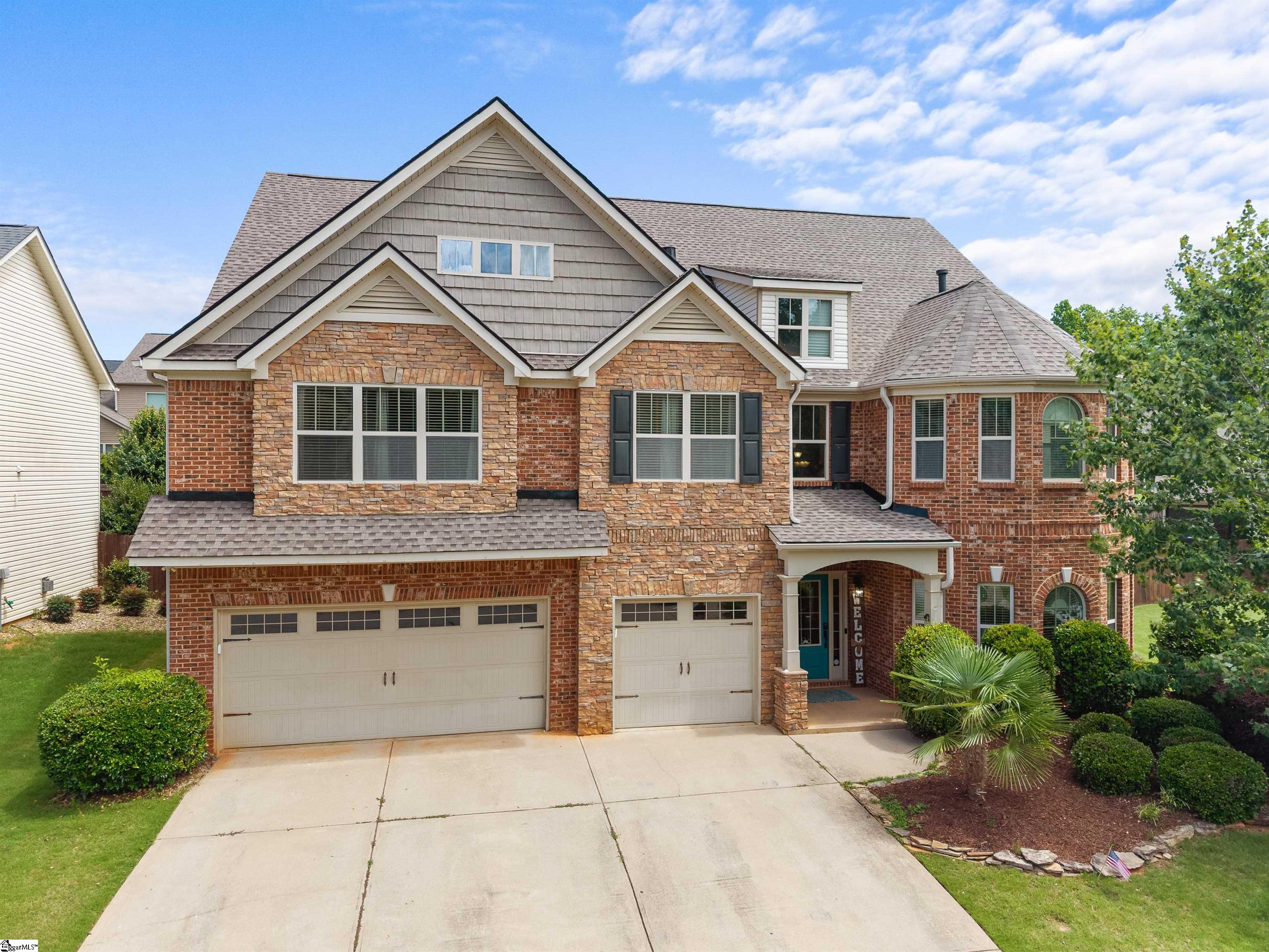 135 Creek Shoals Drive — photo