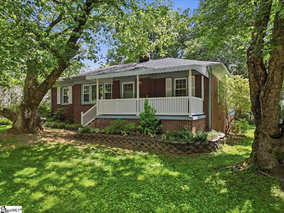 31 Blackburn Street — photo