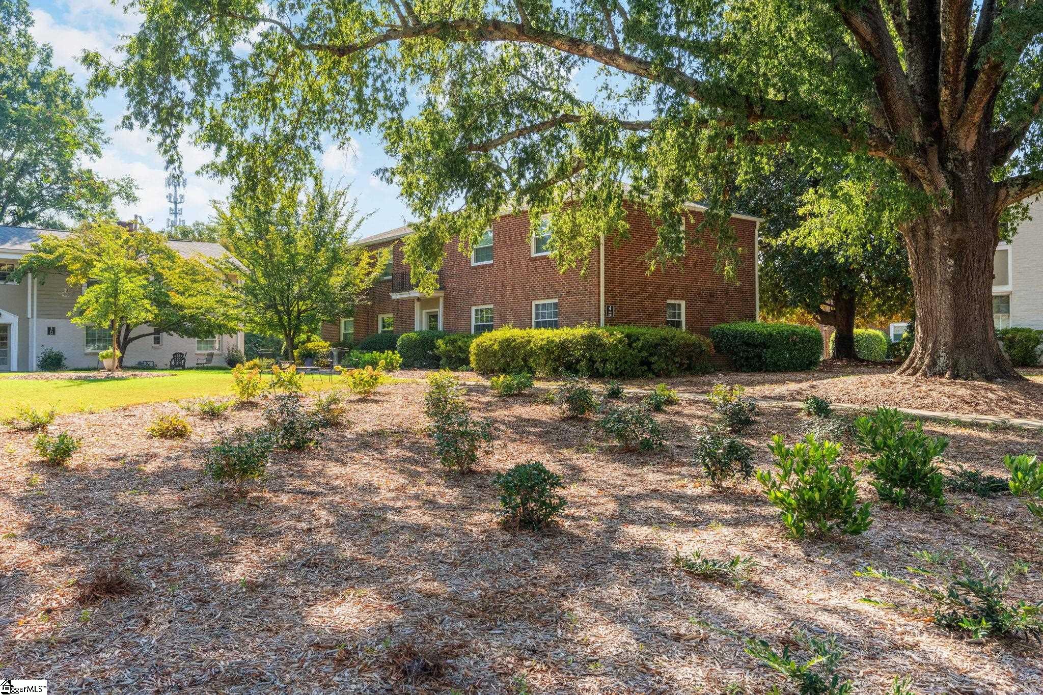 100 Lewis Drive Unit 4B — photo