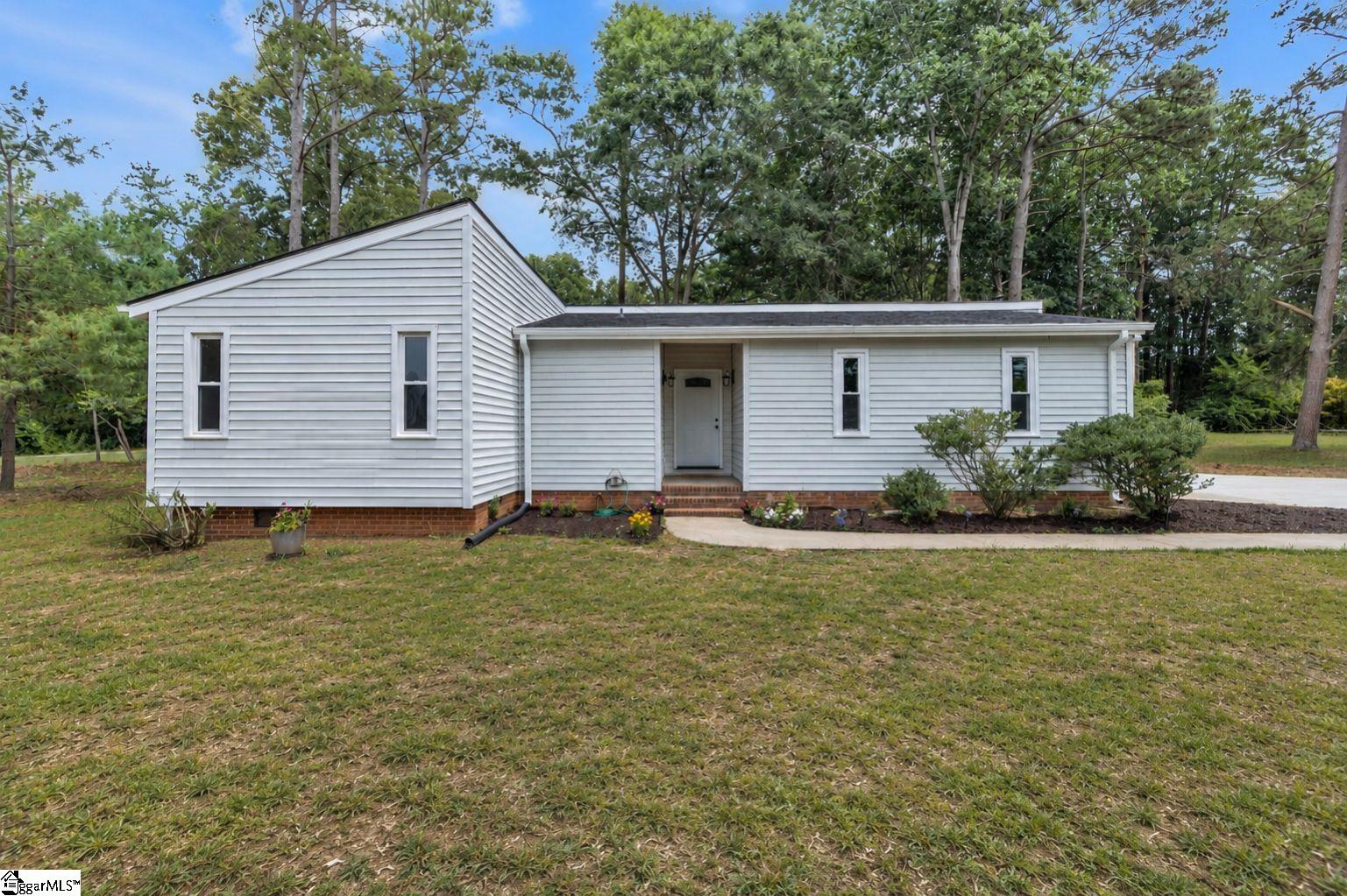 101 Cedar Lane — photo