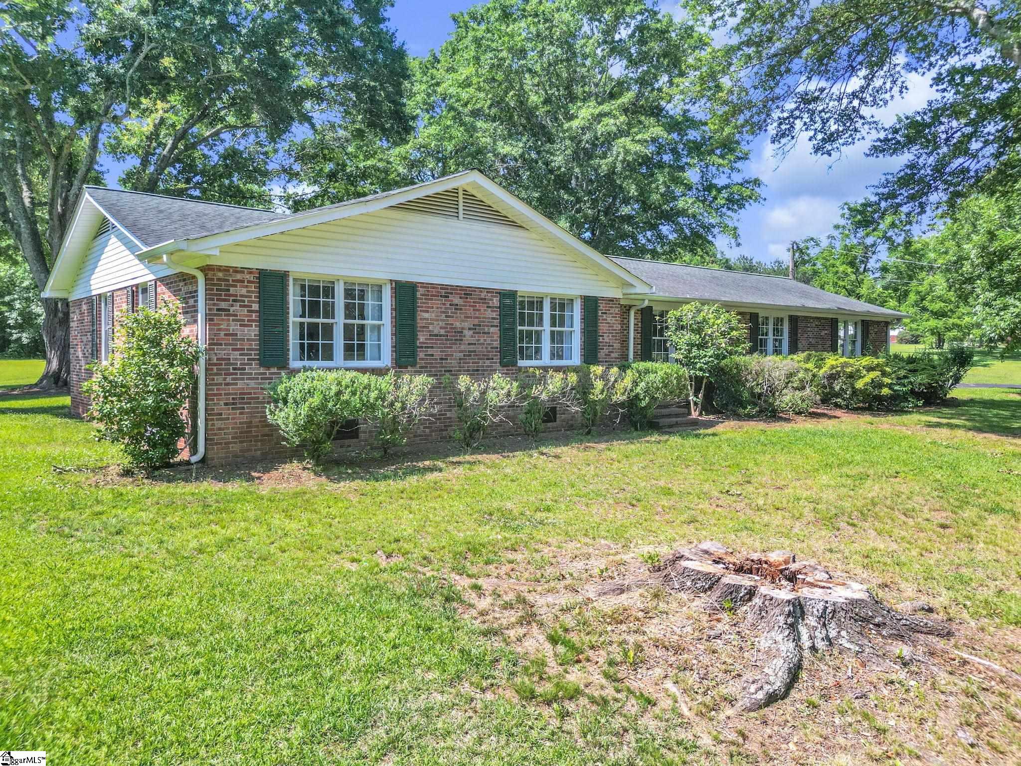 241 Rector Road, Inman, SC 29349