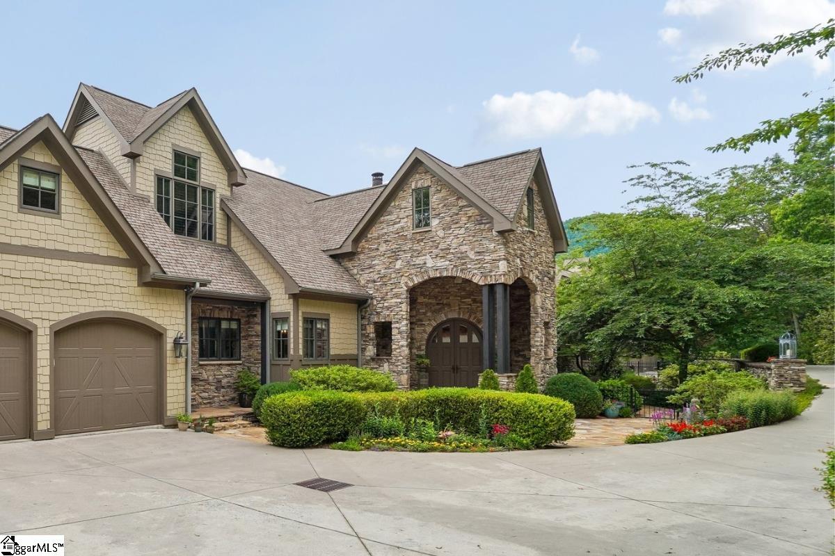 817 Mountain Summit Road — photo
